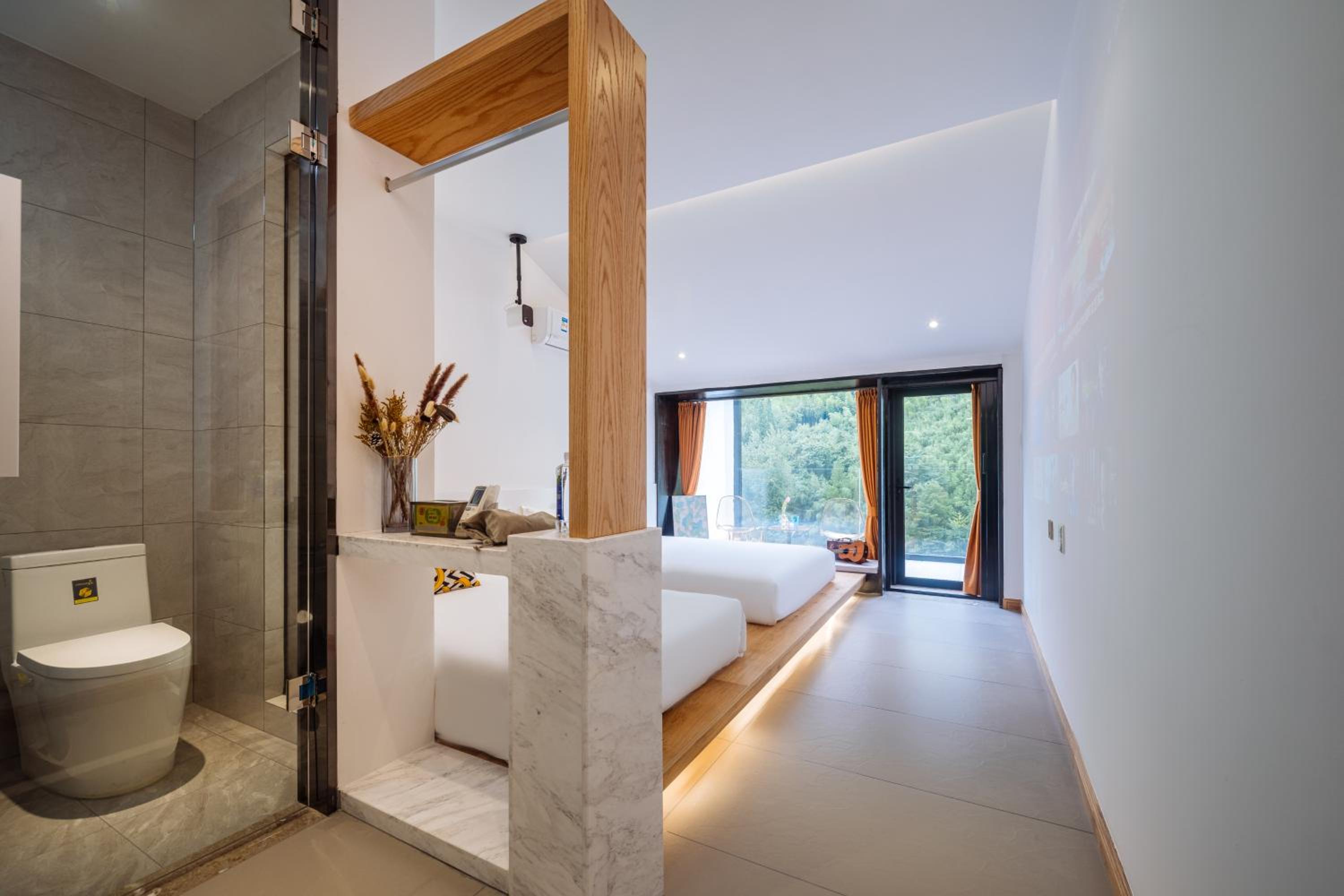 Family Suite with Balcony photo 2