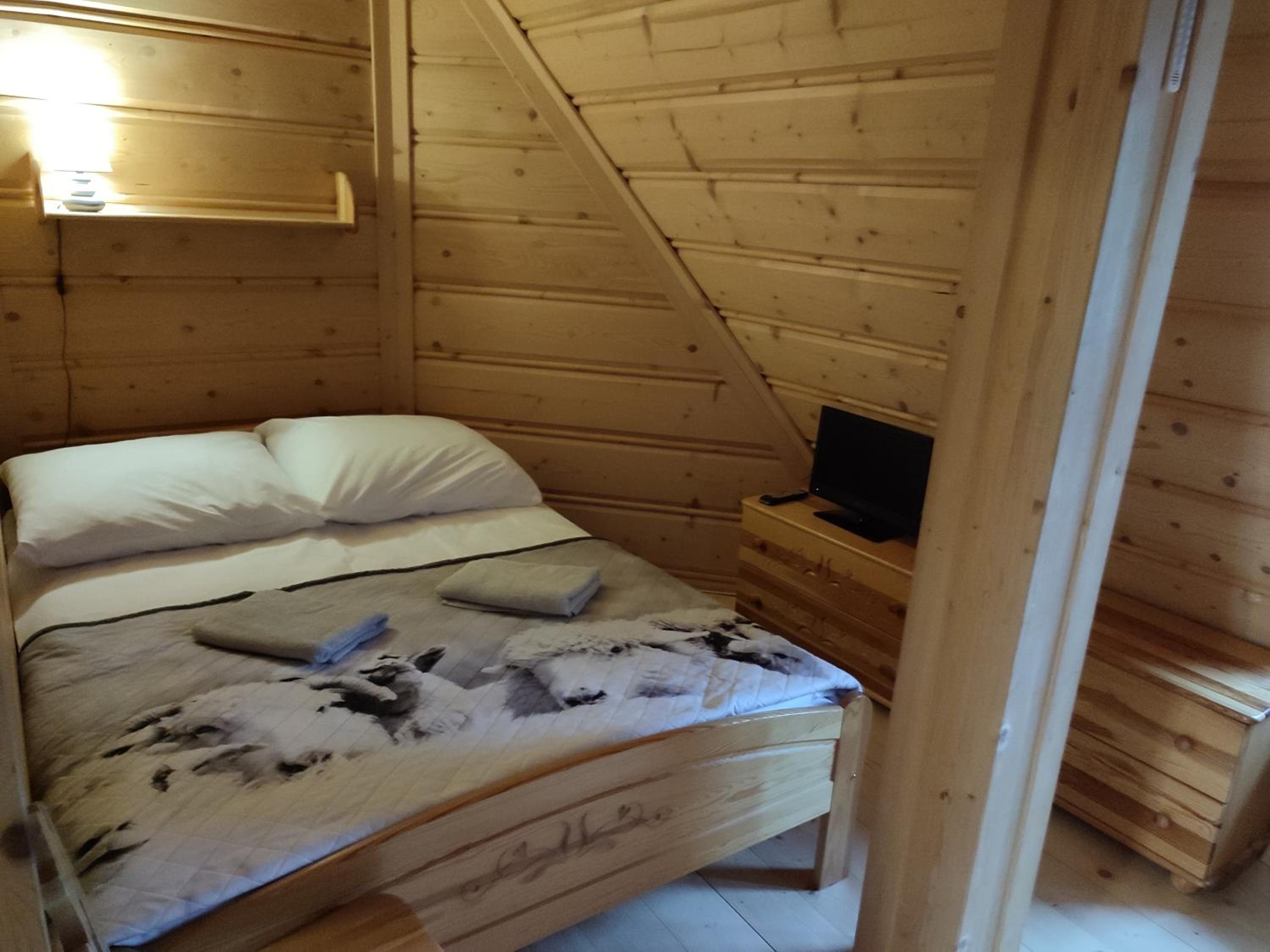 Double Room with Private Bathroom - Photo 1