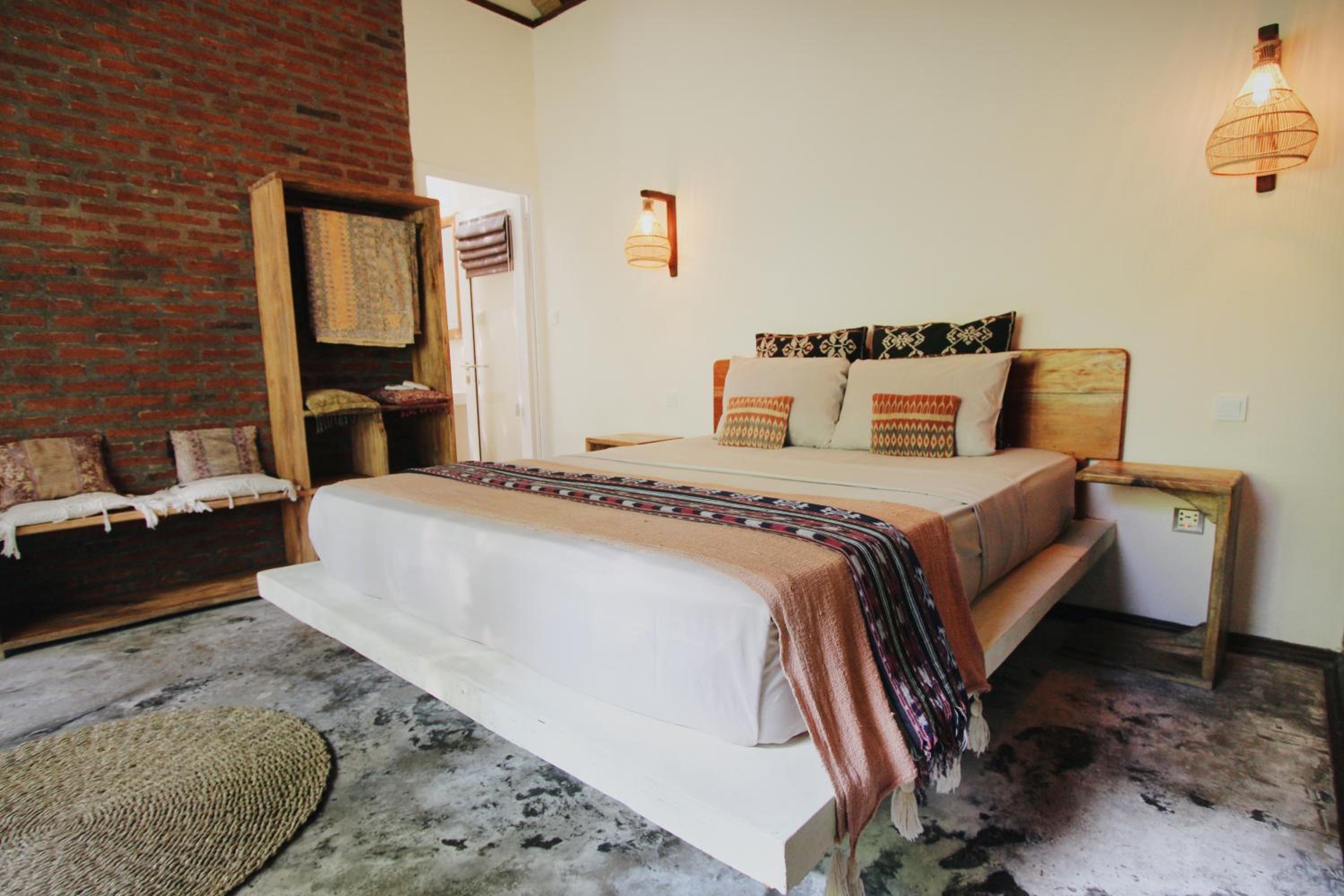Deluxe Bungalow with Garden View photo 3