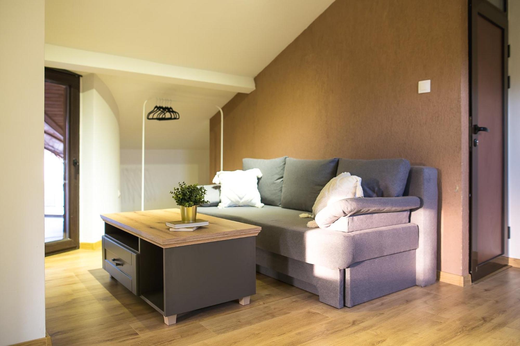 Loft - Photo 10