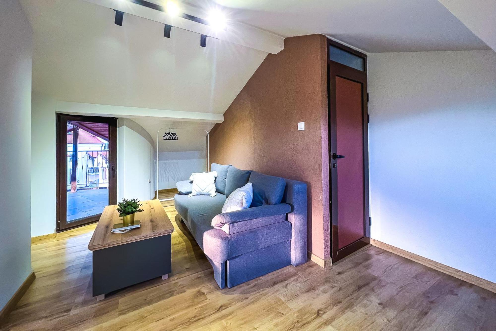 Loft - Photo 6