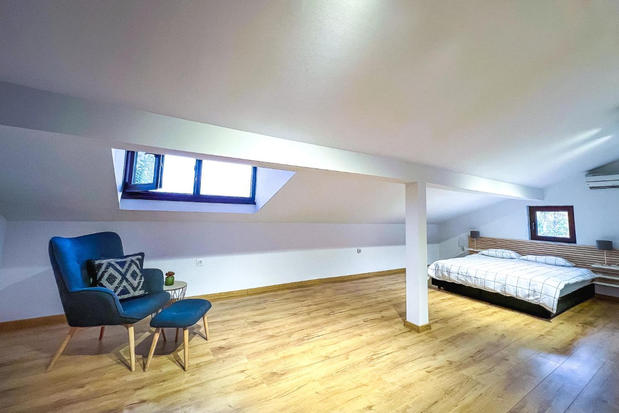 Loft - Photo 5