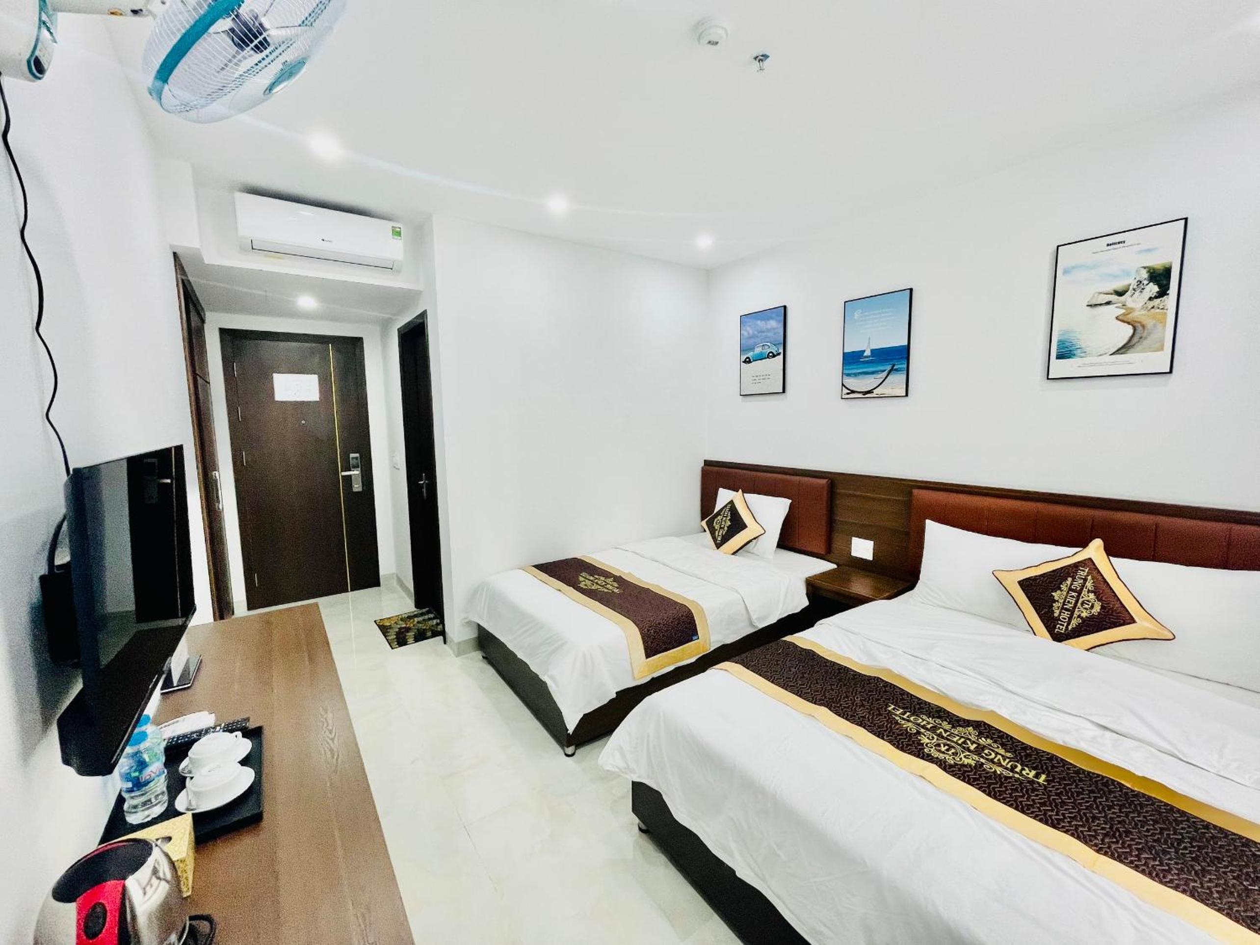 Triple Room - Photo 21