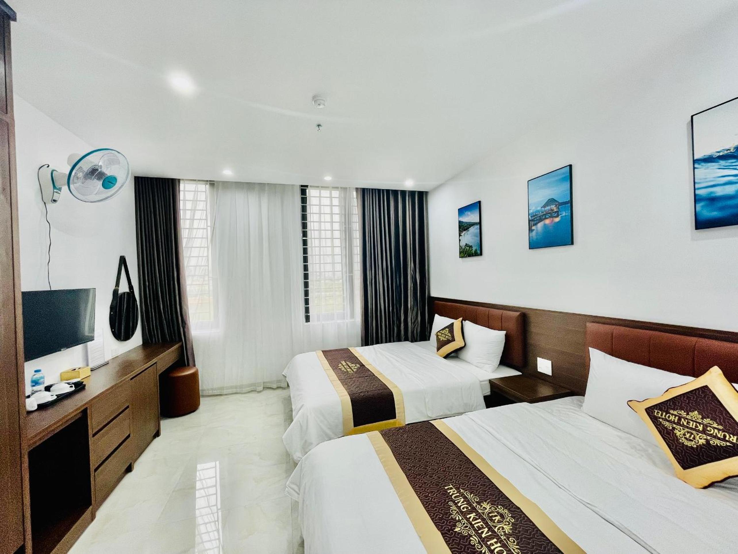 Triple Room - Photo 19