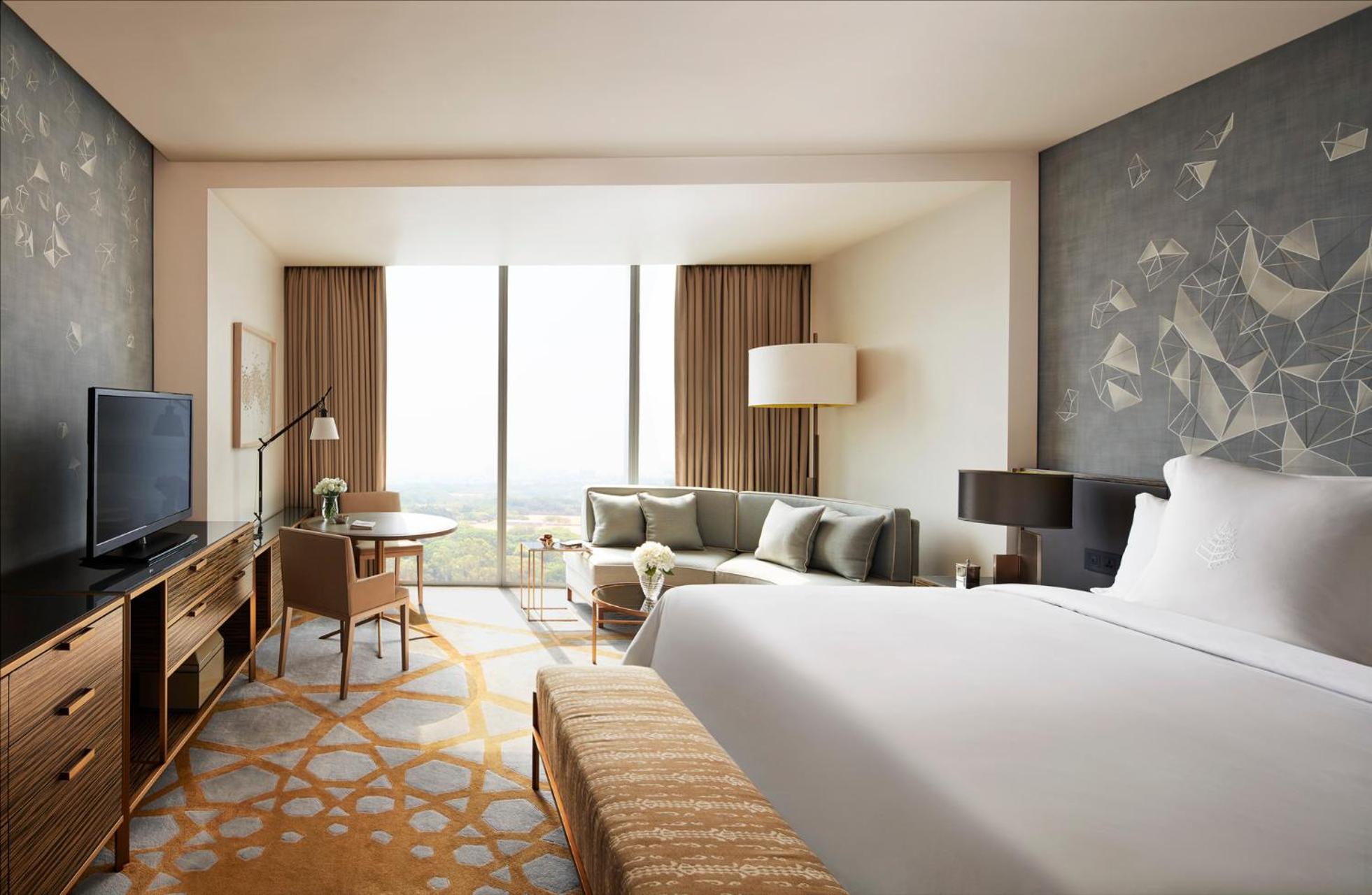 Premier Room King