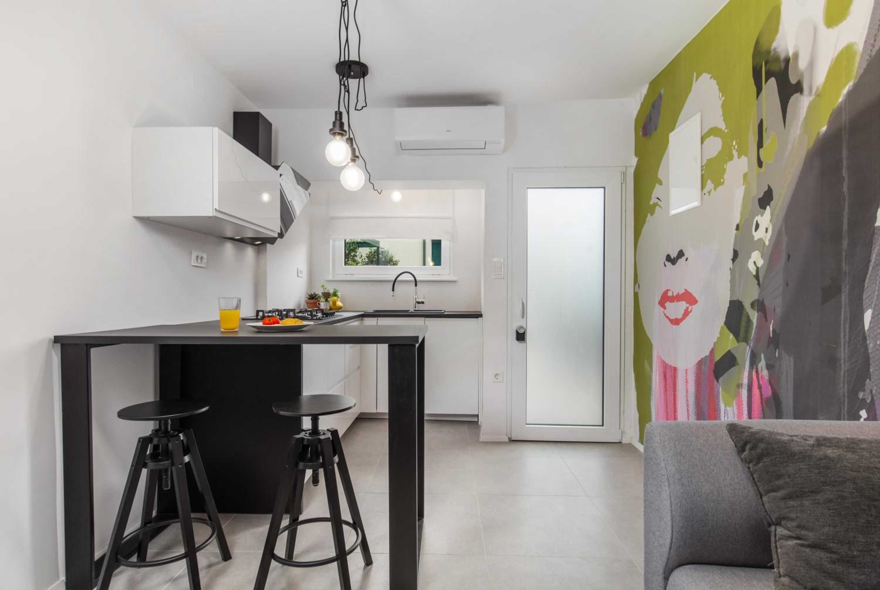 Duplex Apartment - Photo 11
