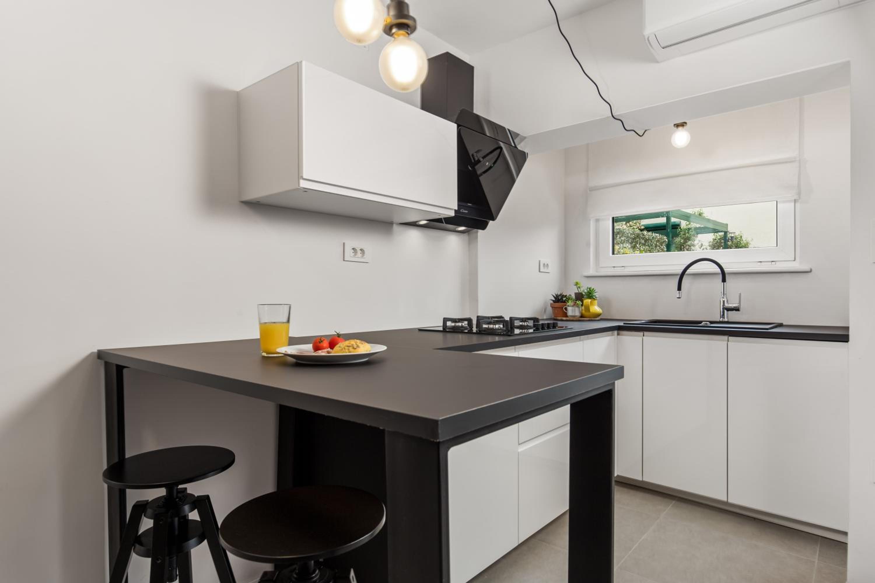 Duplex Apartment - Photo 8