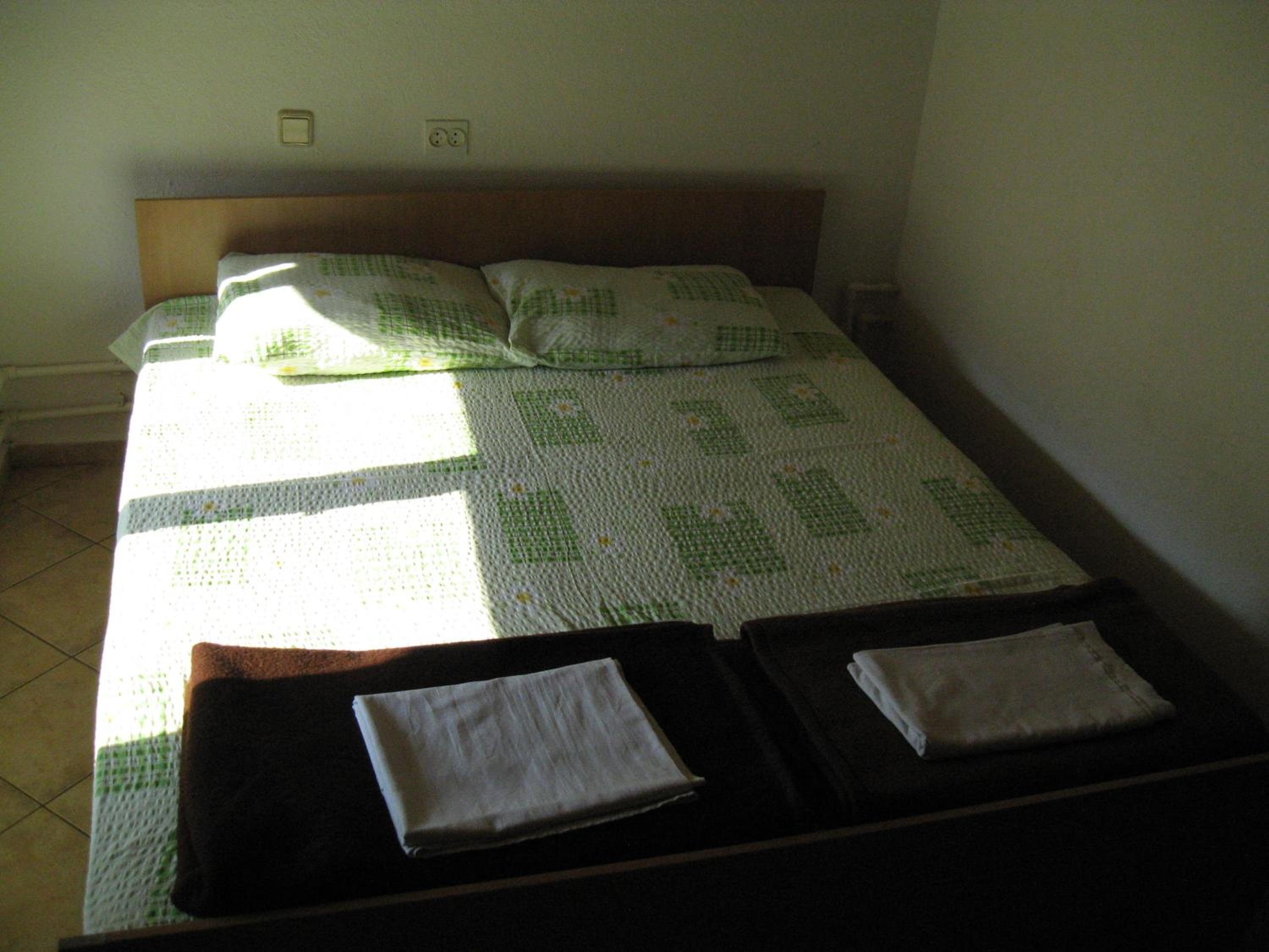 Studio (2 Adults) with Balcony and Lake View