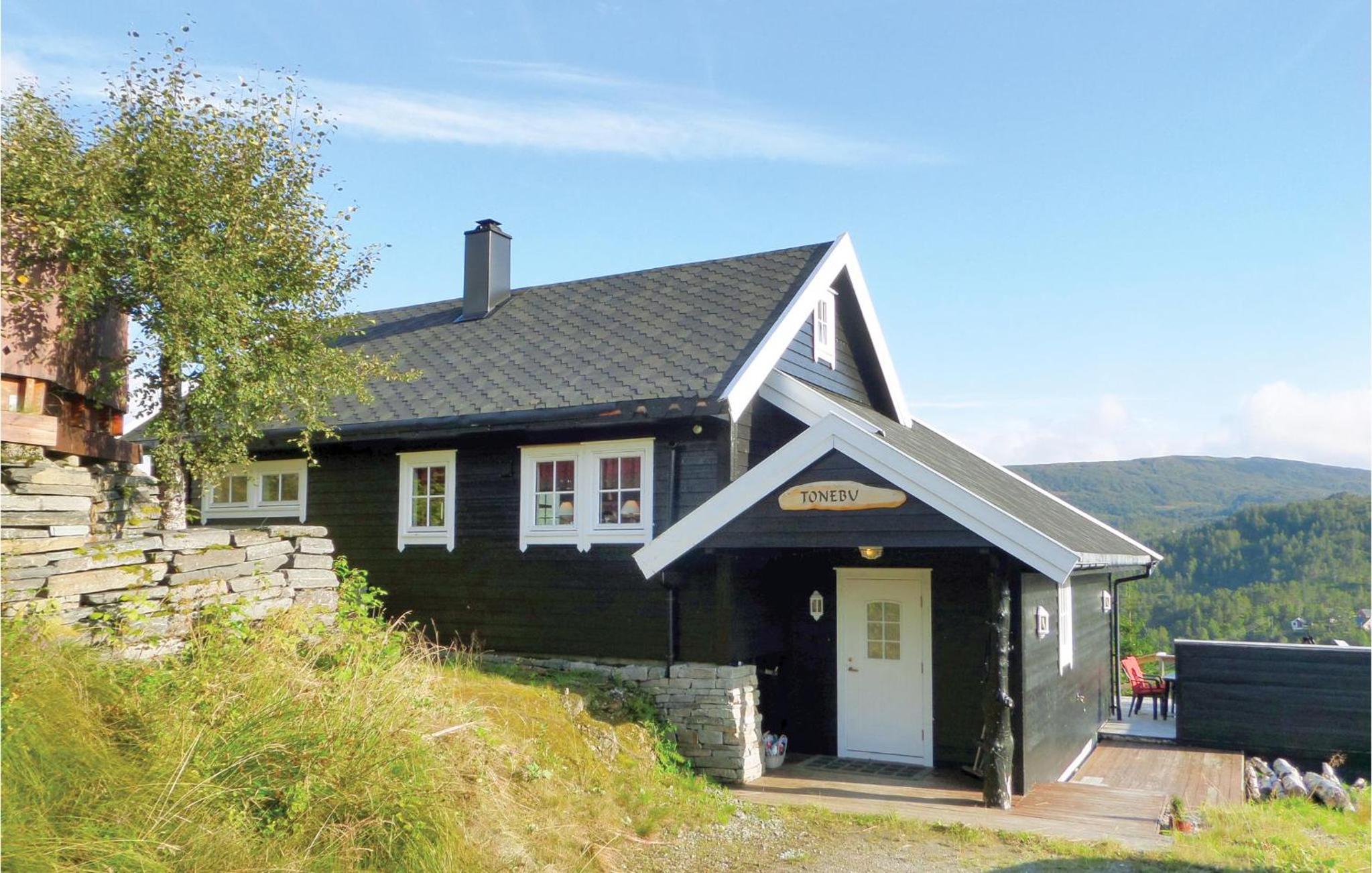Five-Bedroom Holiday Home photo 1