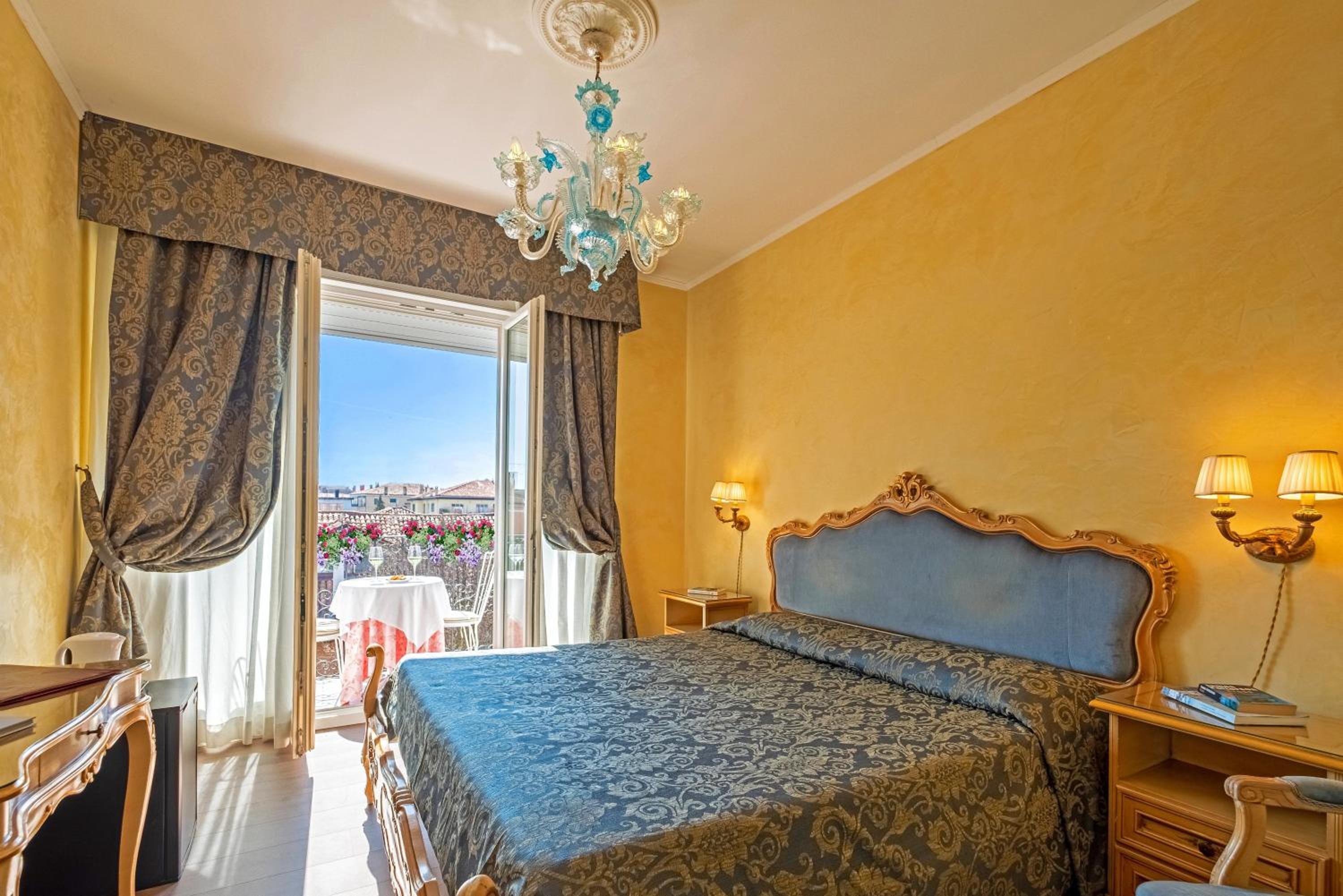 Superior Double Room - Photo 5