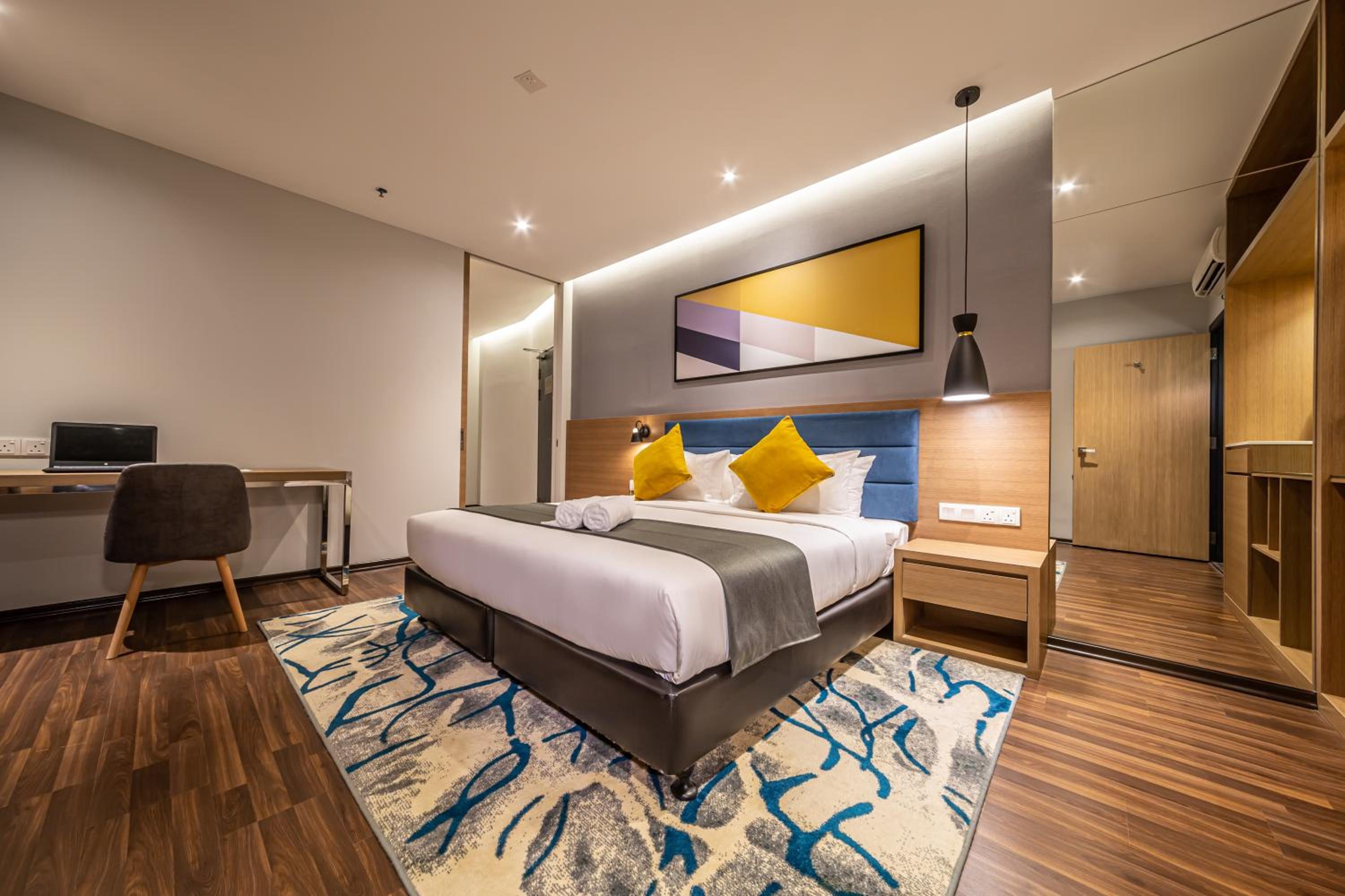 Executive Suite