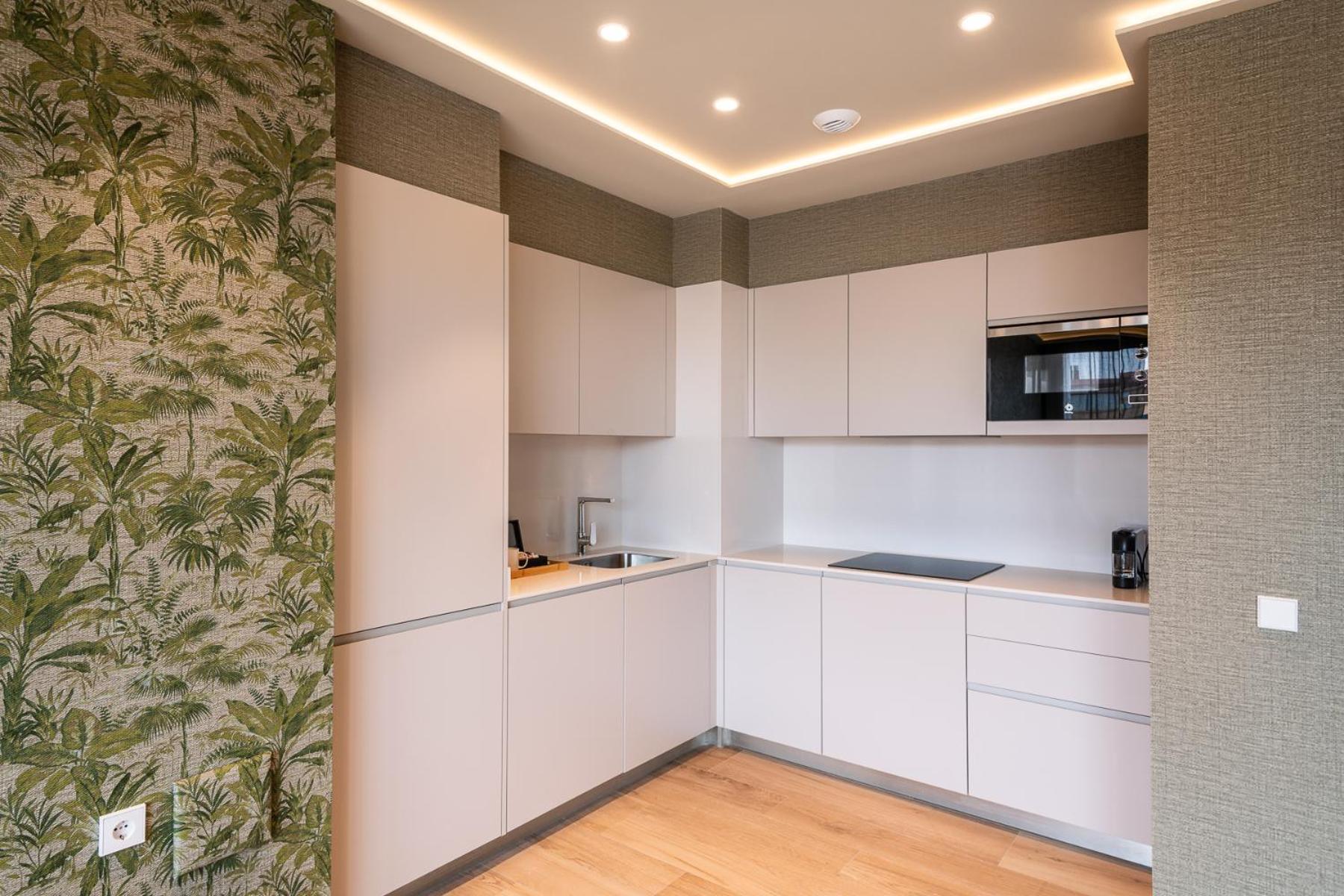 Two-Bedroom Apartment - Photo 6