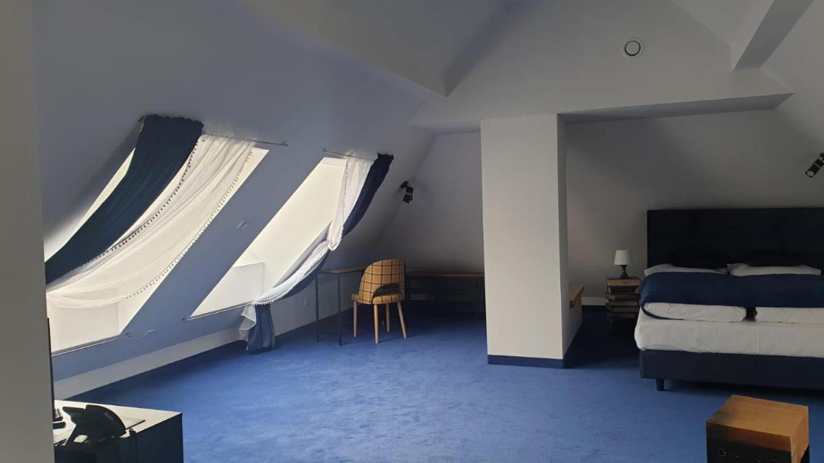 Apartment with Terrace photo 3