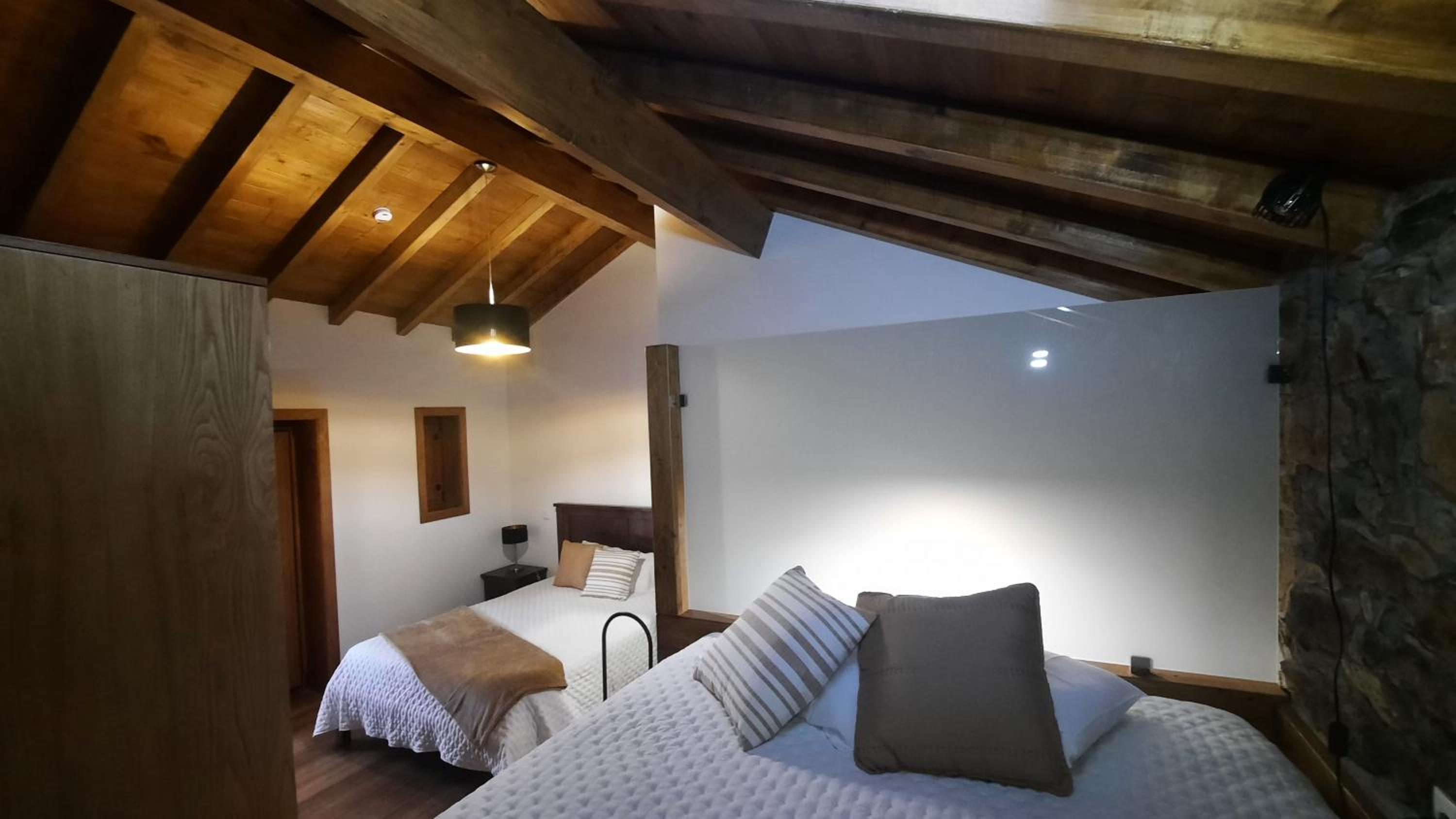 One-Bedroom House photo 1