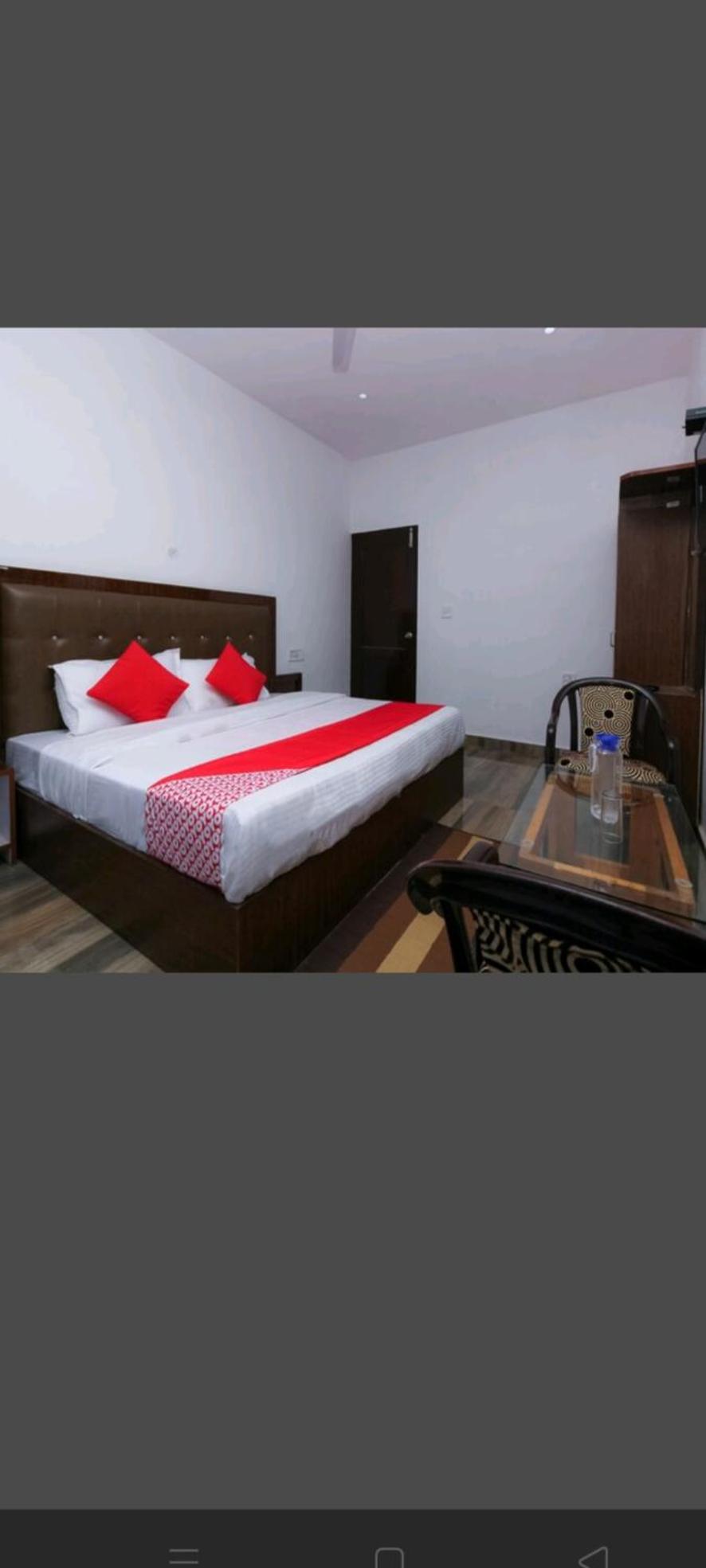 Deluxe Room - Photo 1