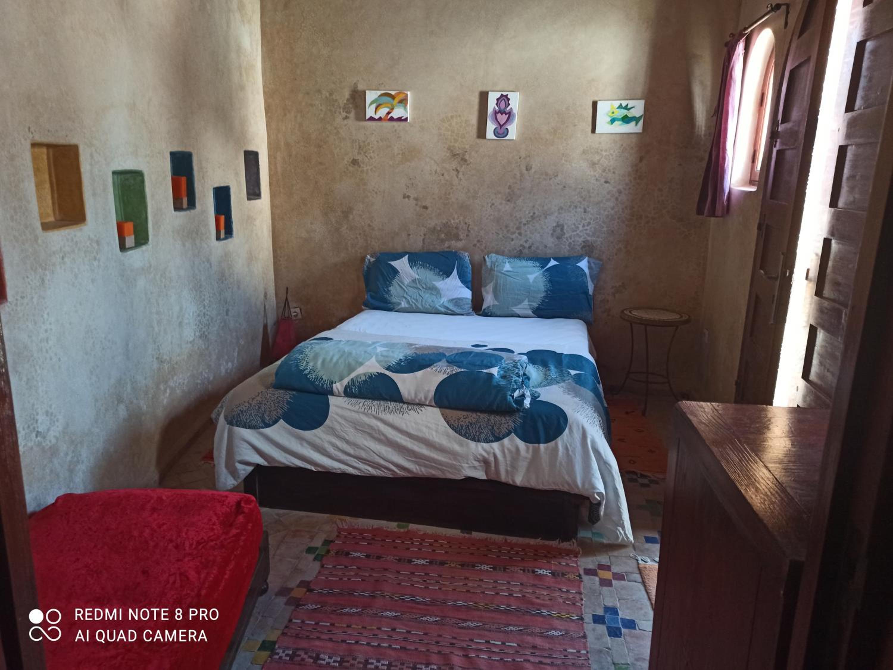 Single Room with Bathroom photo 2