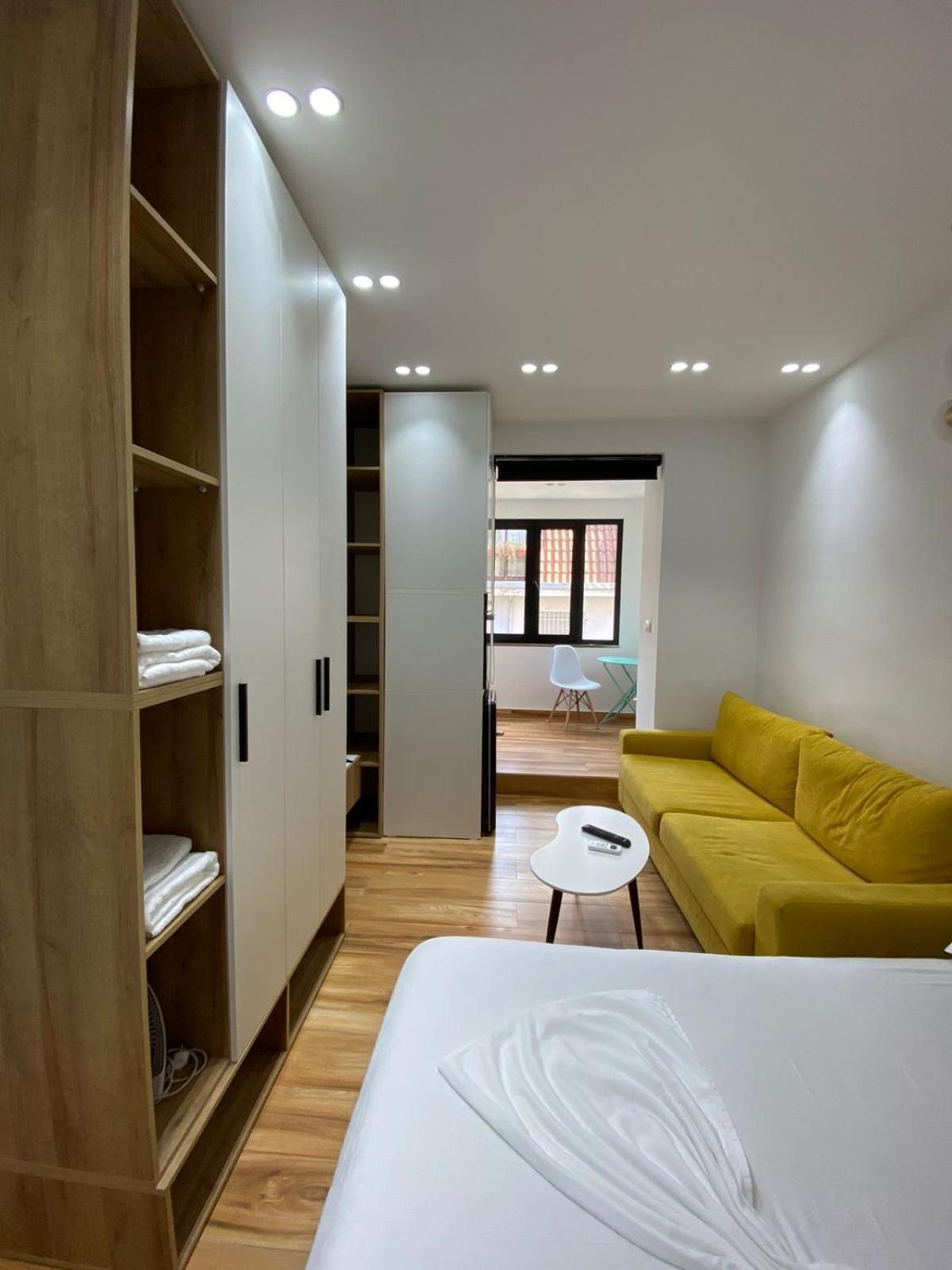 King Studio with Sofa Bed