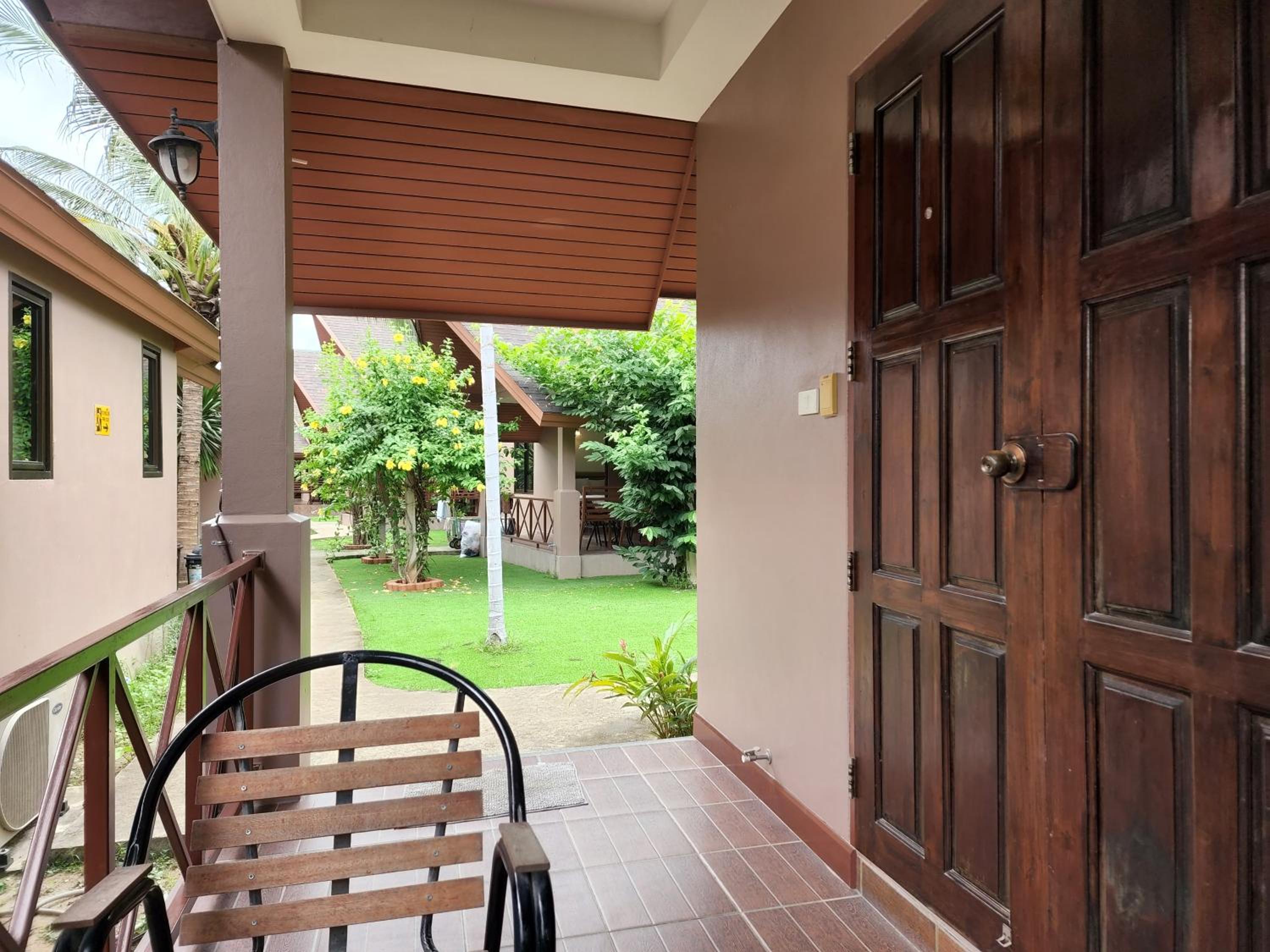 Twin Room with Balcony photo 3