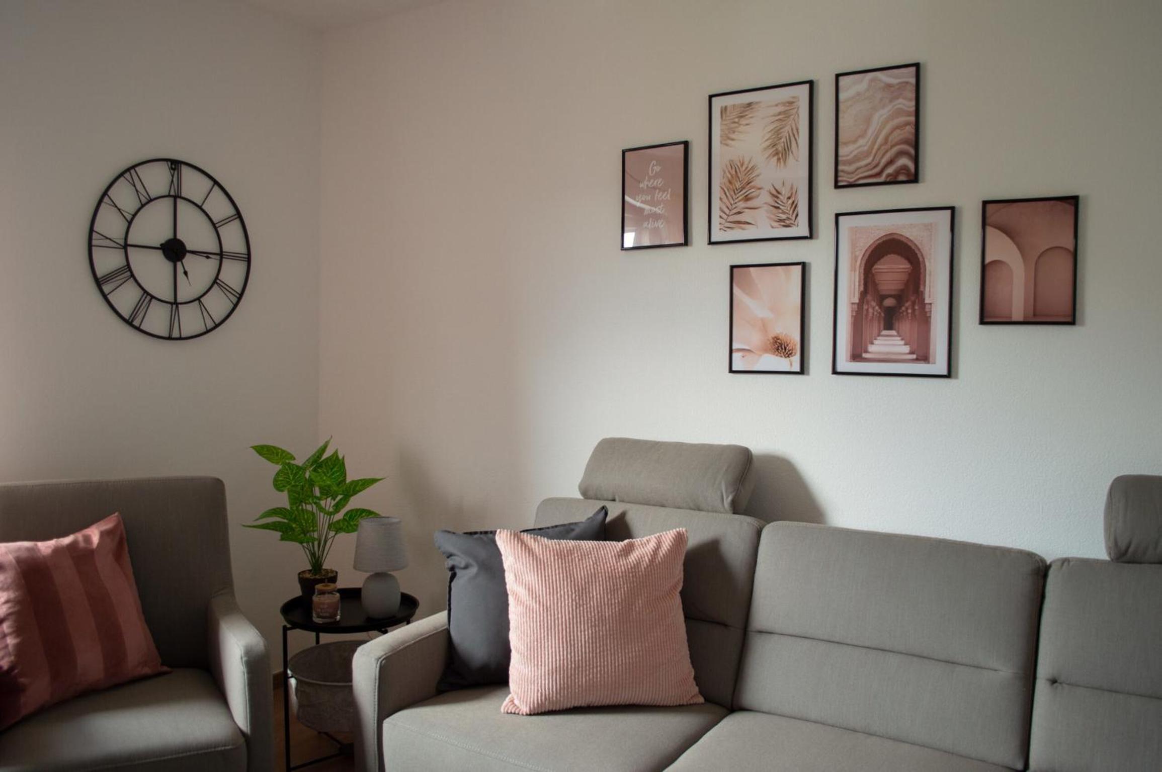 Apartment photo 2