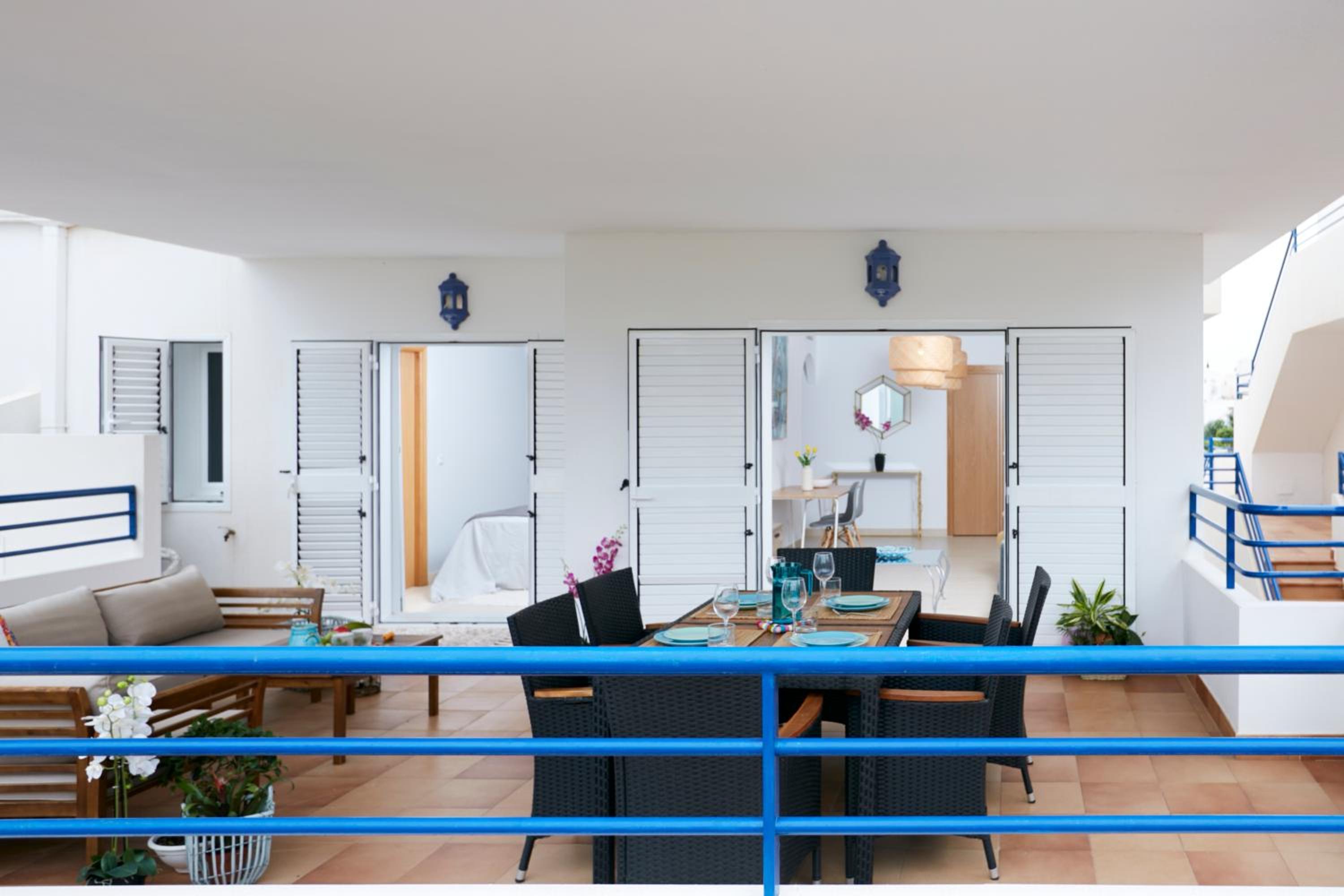Apartment photo 2