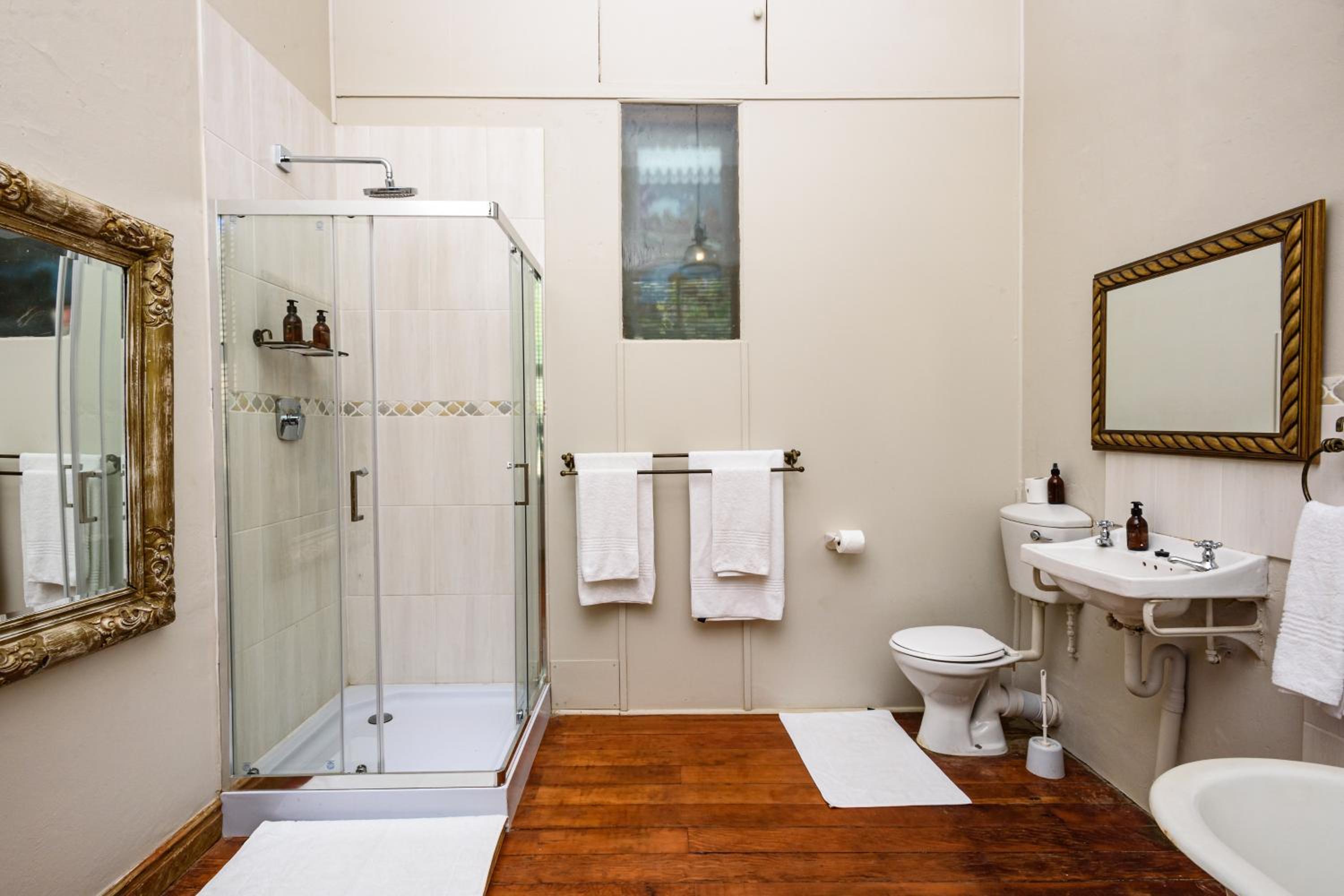 Family Room with Bathroom - Photo 8