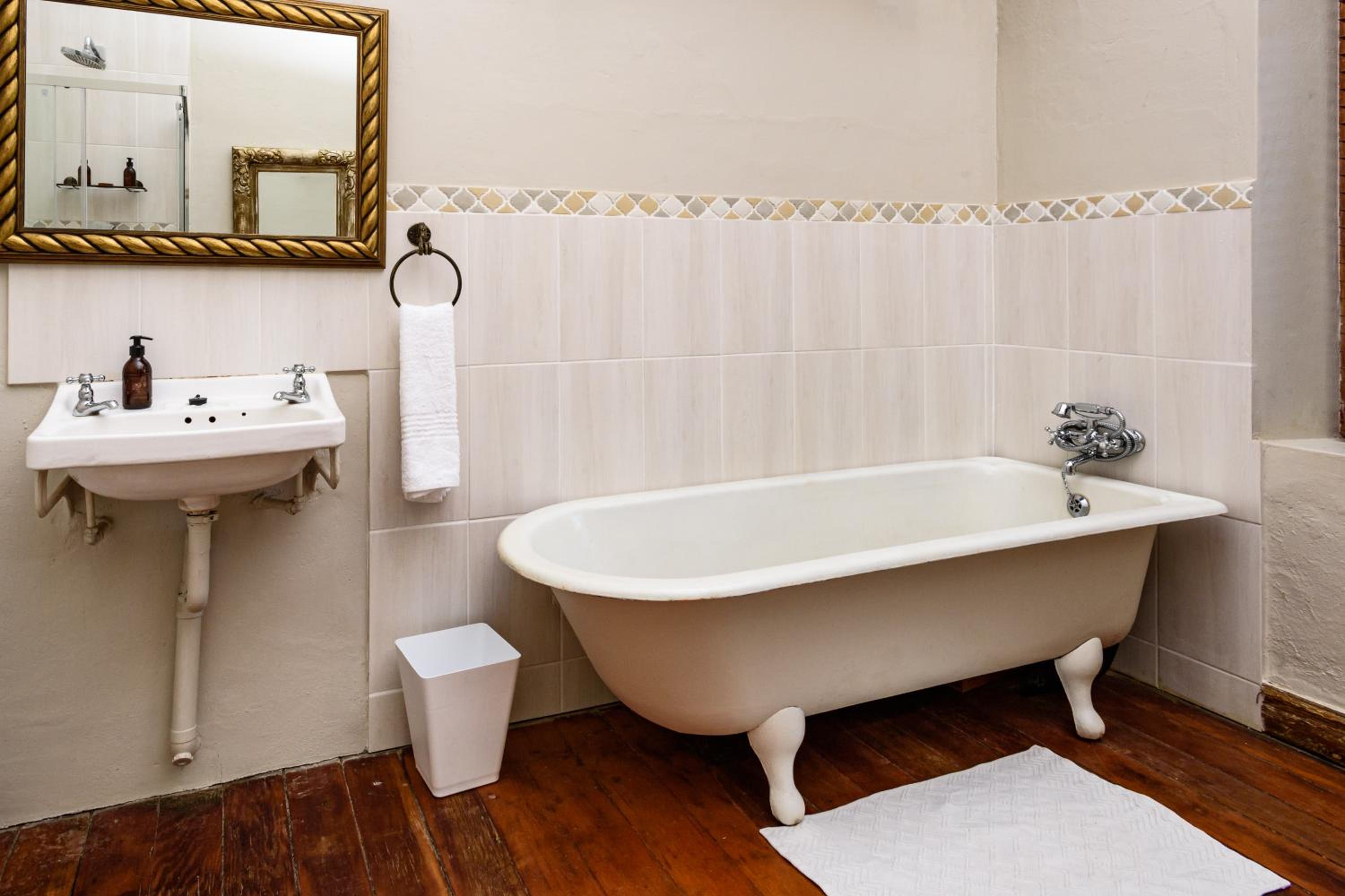 Family Room with Bathroom - Photo 7
