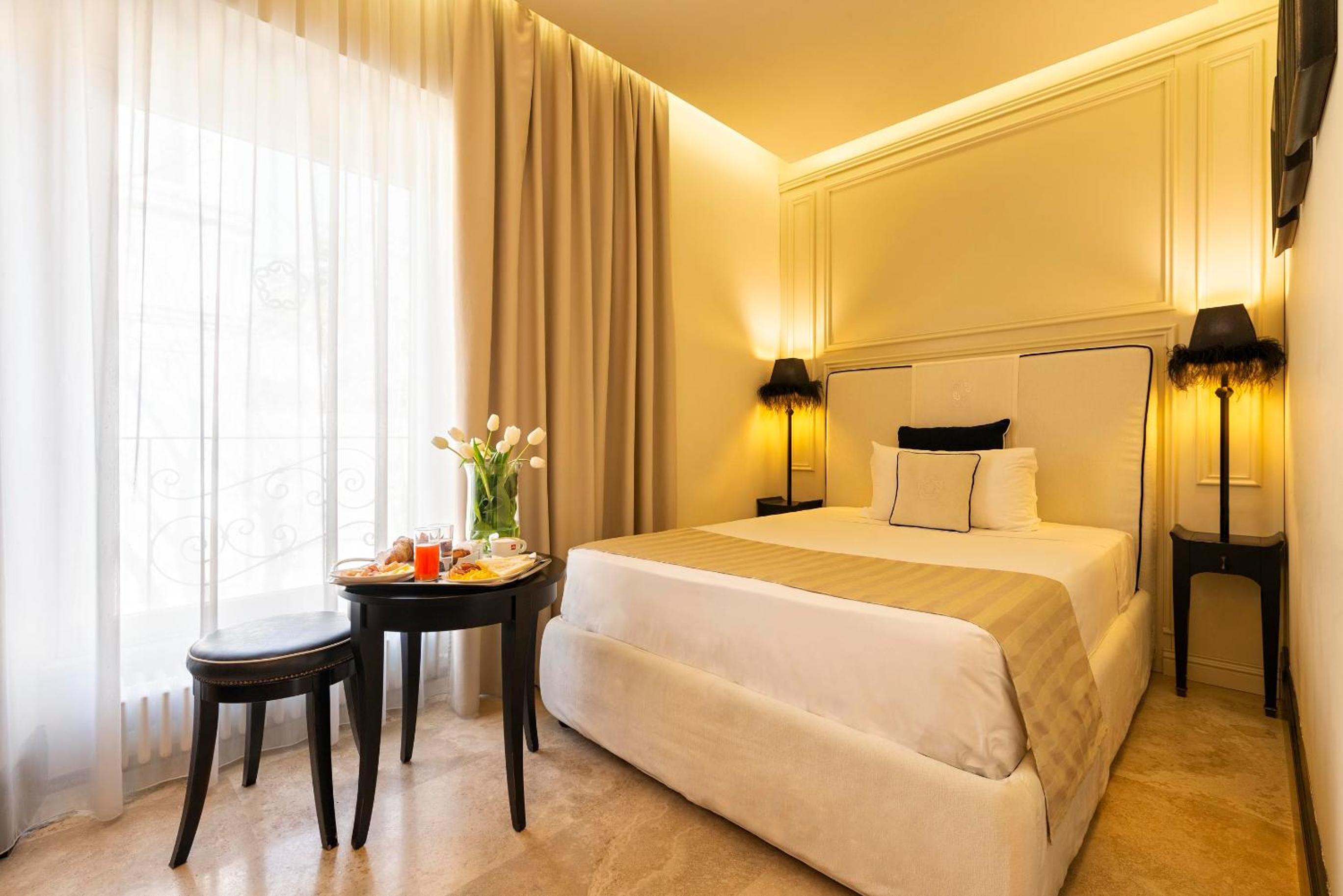 Small Double Room photo 3