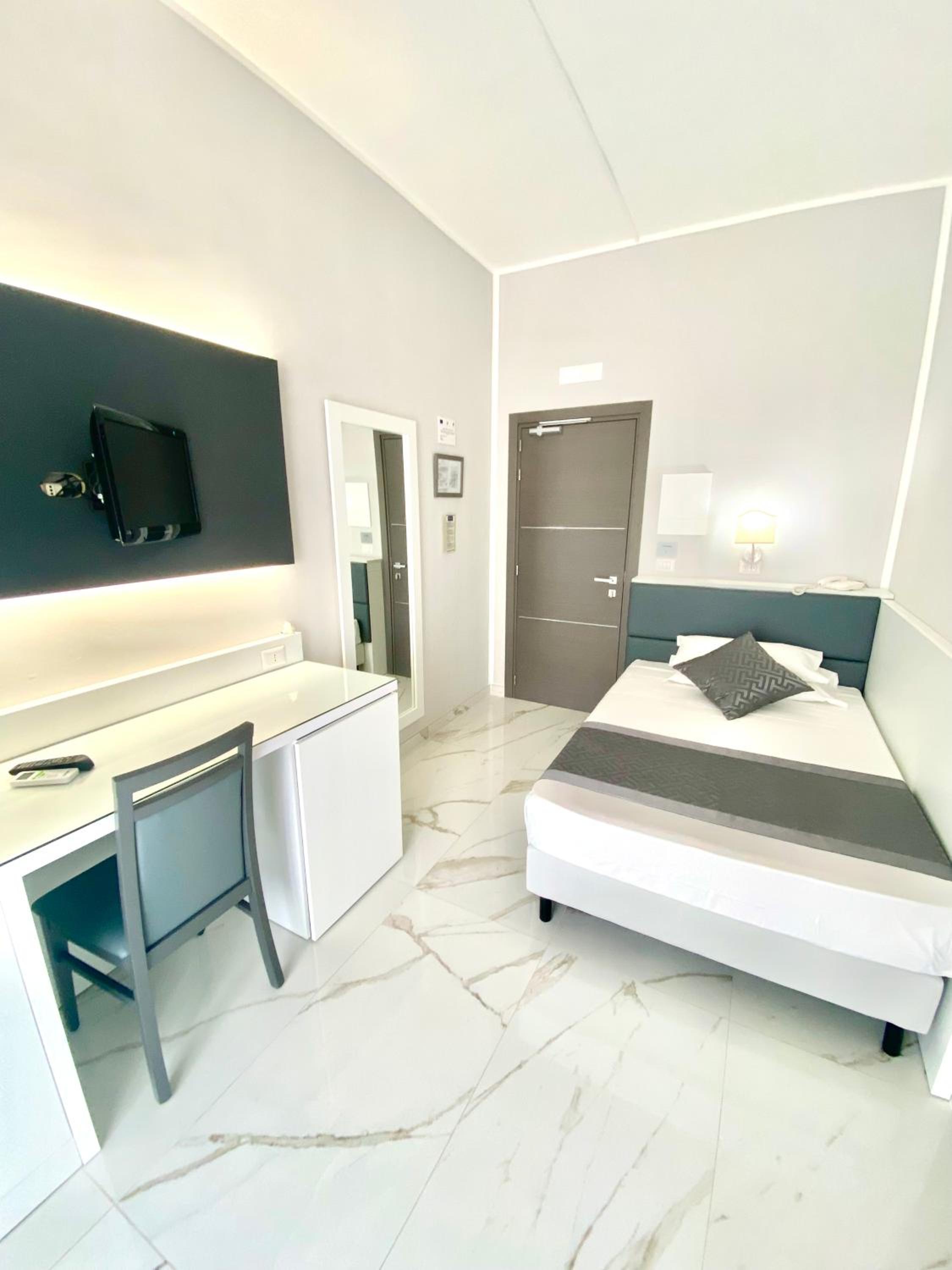 Single Room with Balcony