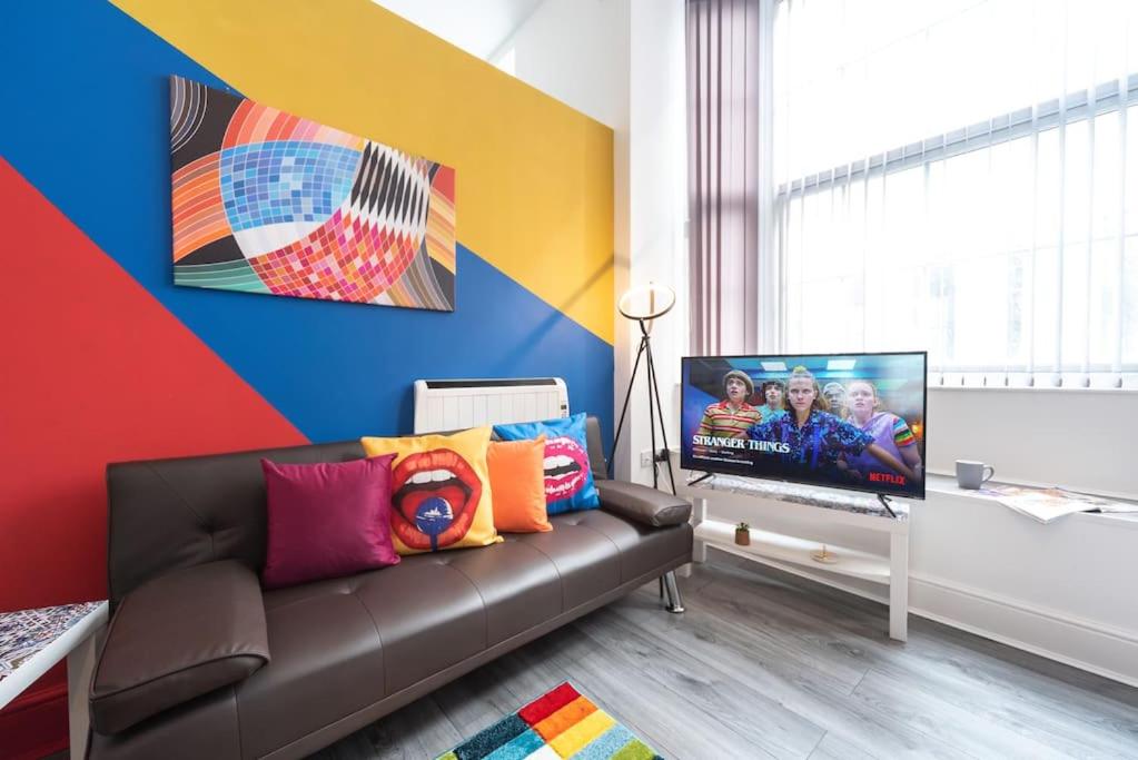 One-Bedroom Apartment - Photo 25