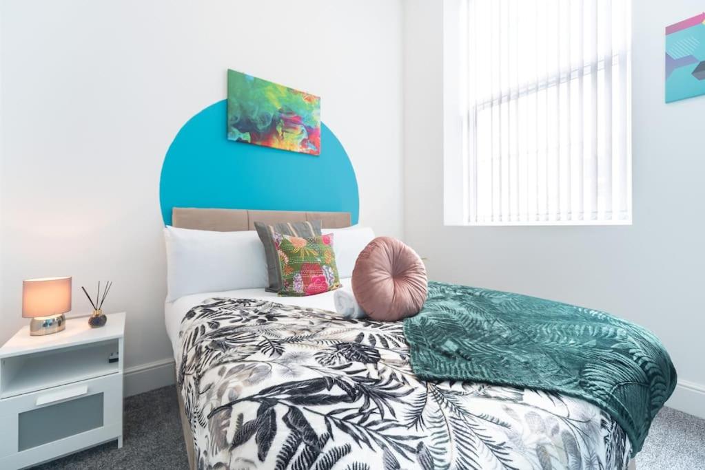 One-Bedroom Apartment - Photo 15