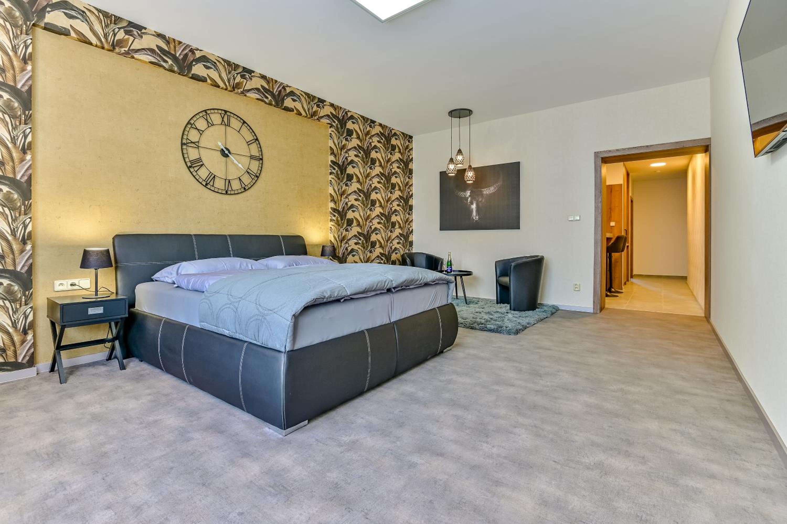 Deluxe Double Room - Photo 1