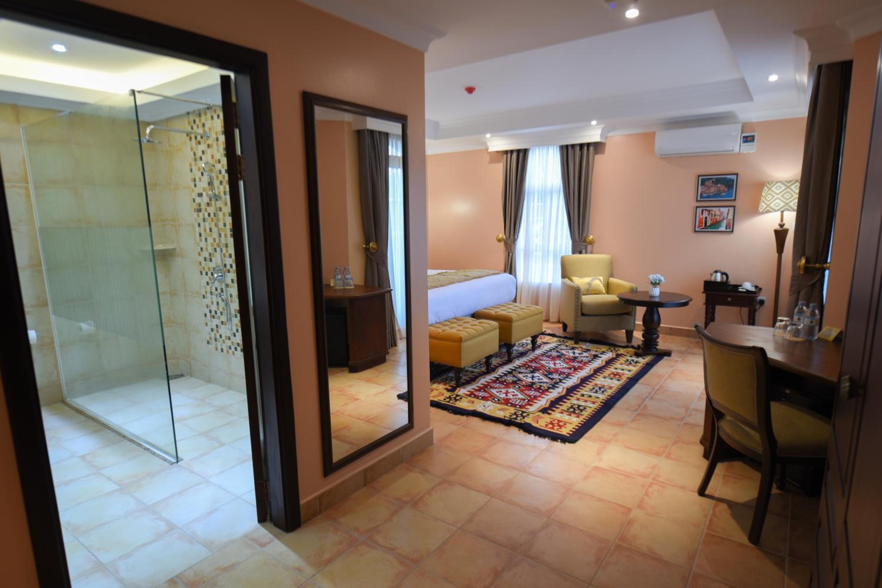King Room