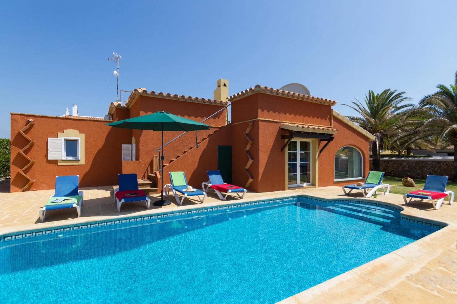 Villa photo 2