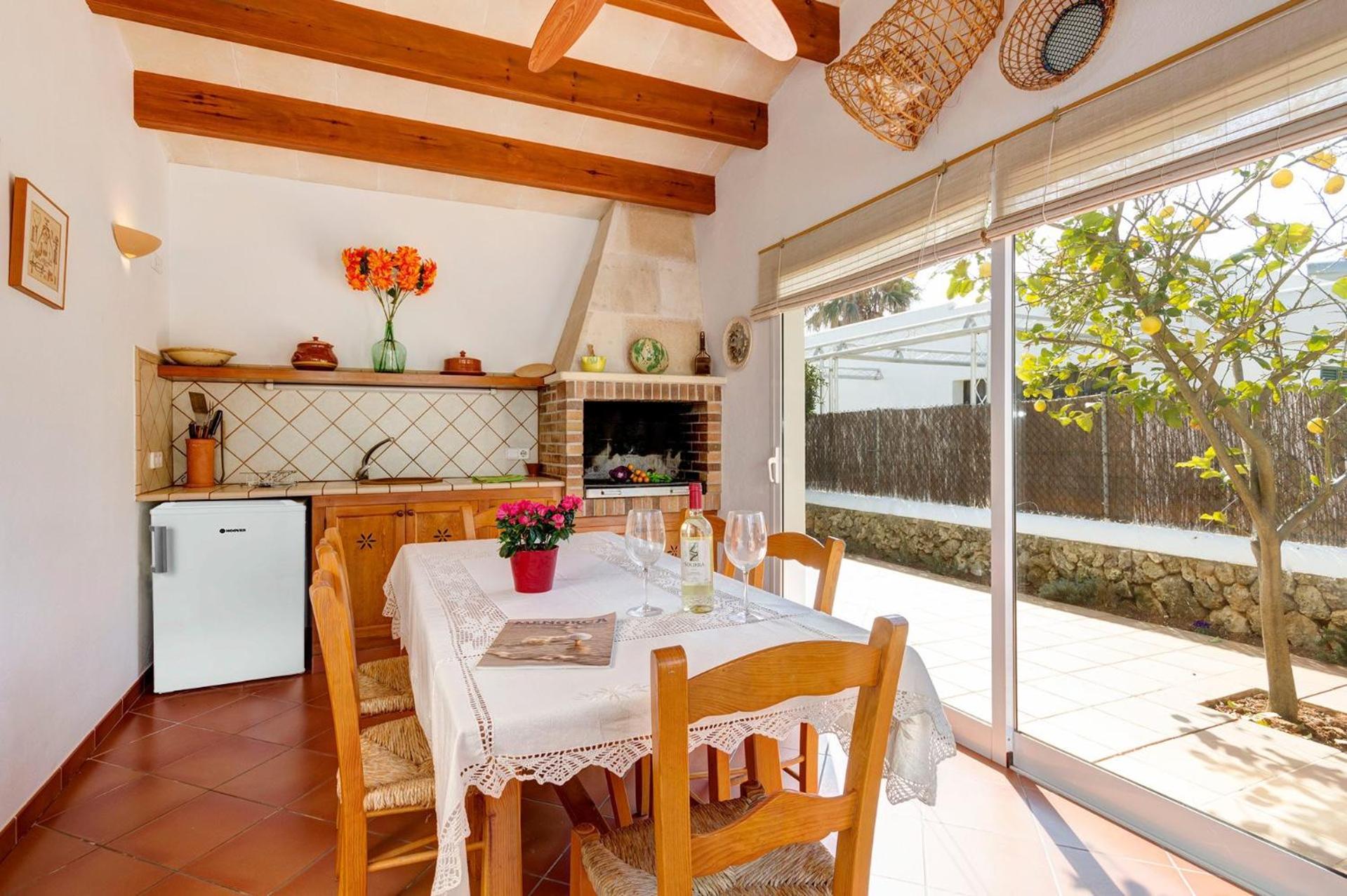 Villa photo 3