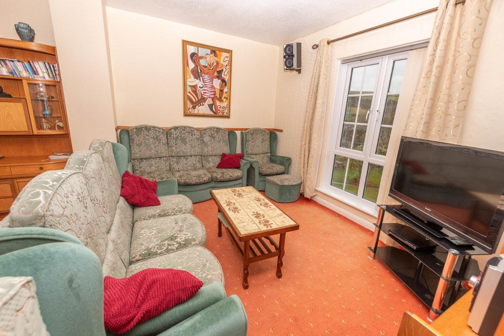 Four-Bedroom House photo 1