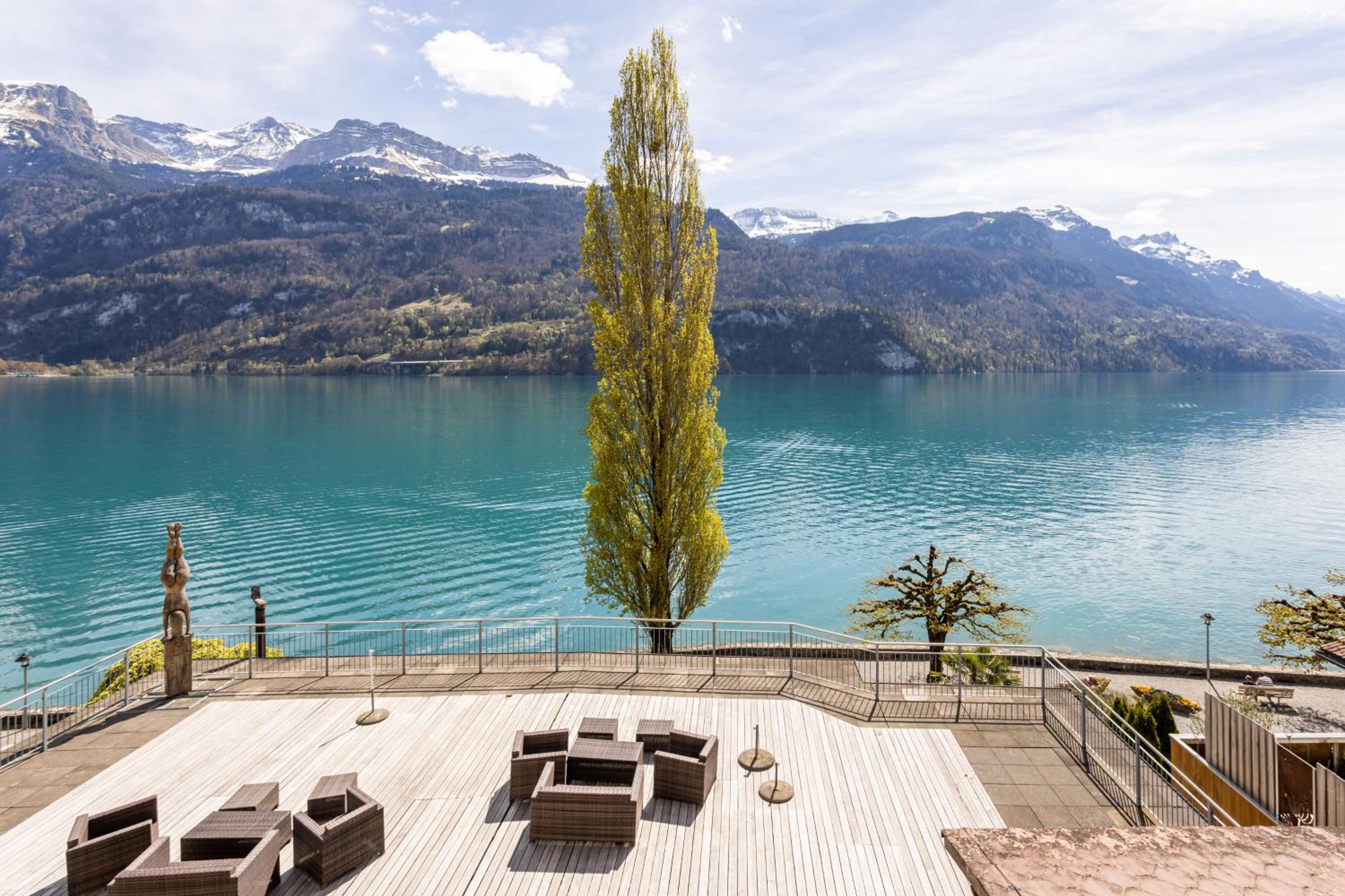 Budget Double Room with Shared Bathroom with Lake view photo 3