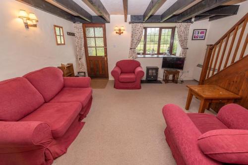 Two-Bedroom House photo 3