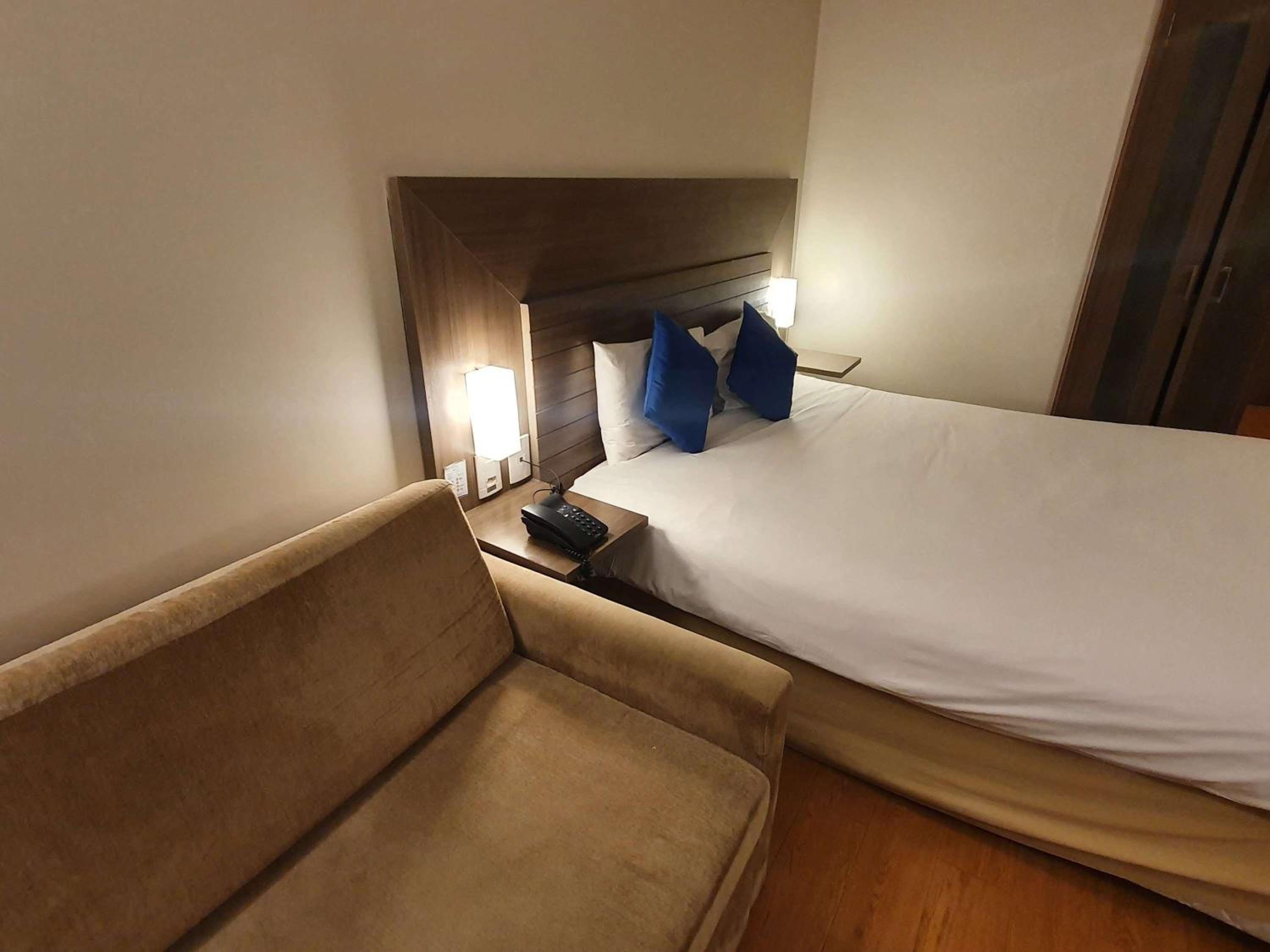 Superior Double Room with Sofa - Photo 4