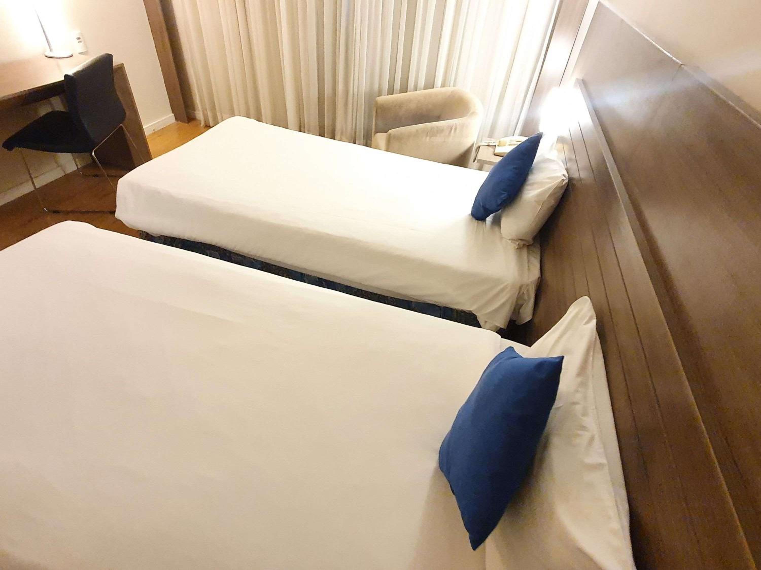 Superior Twin Room - Photo 8
