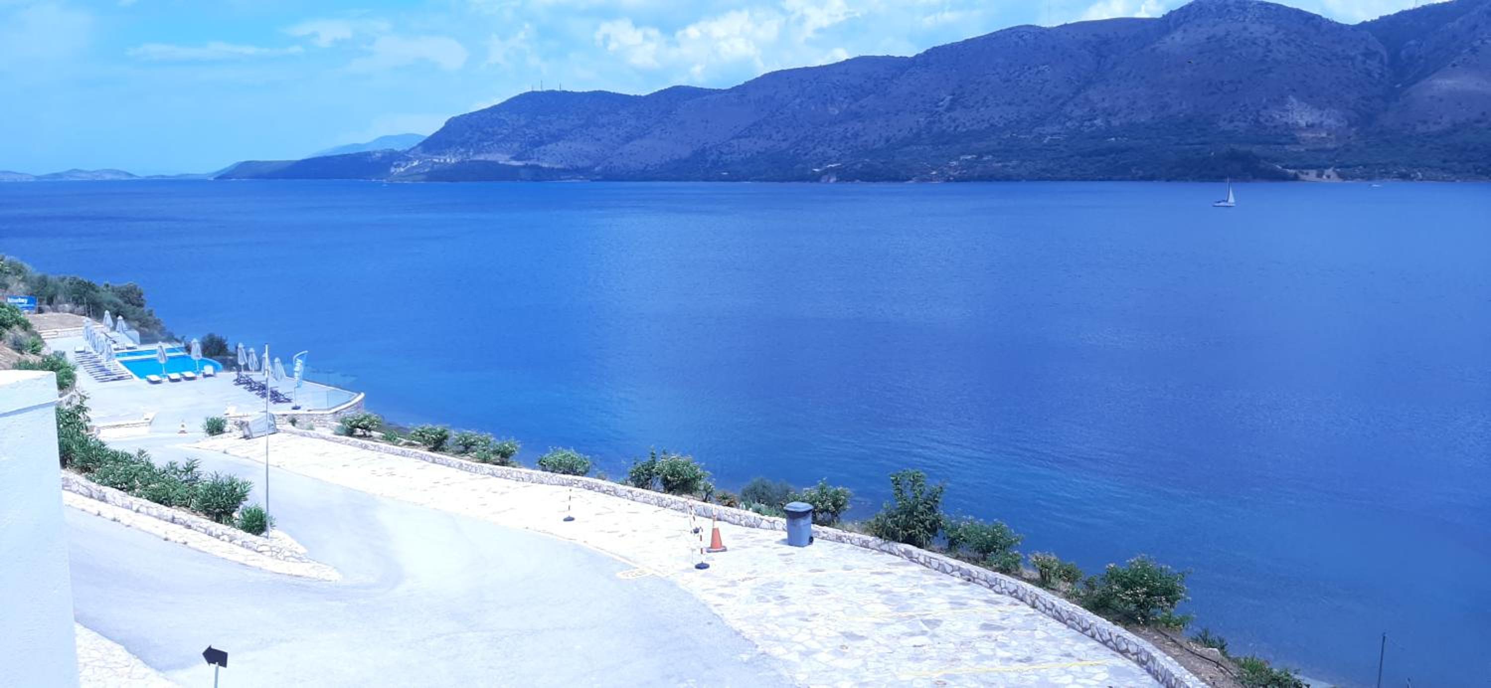 Studio Apartment with Sea View photo 2