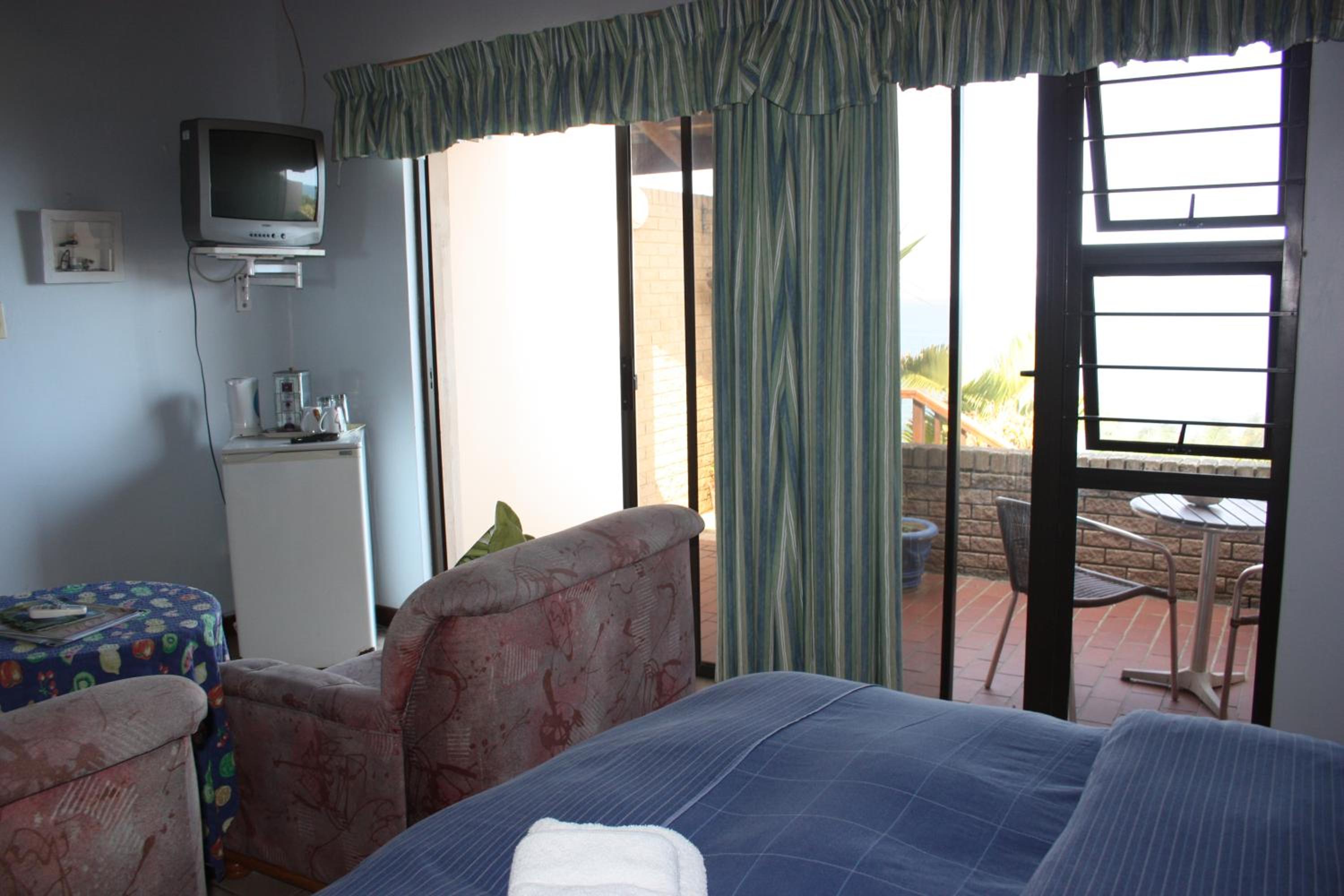 Deluxe Double Room with Balcony and Sea View photo 2