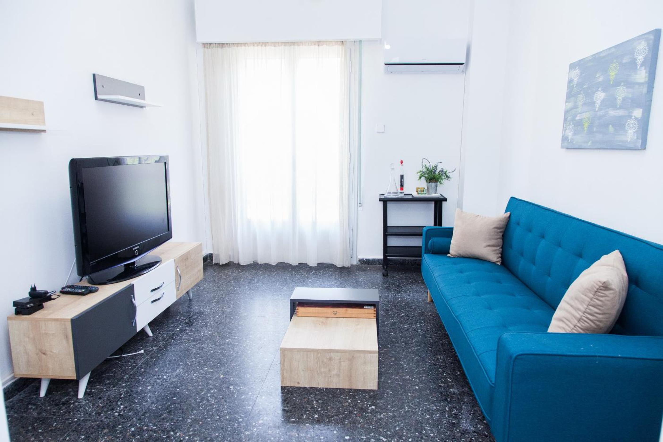 One-Bedroom Apartment