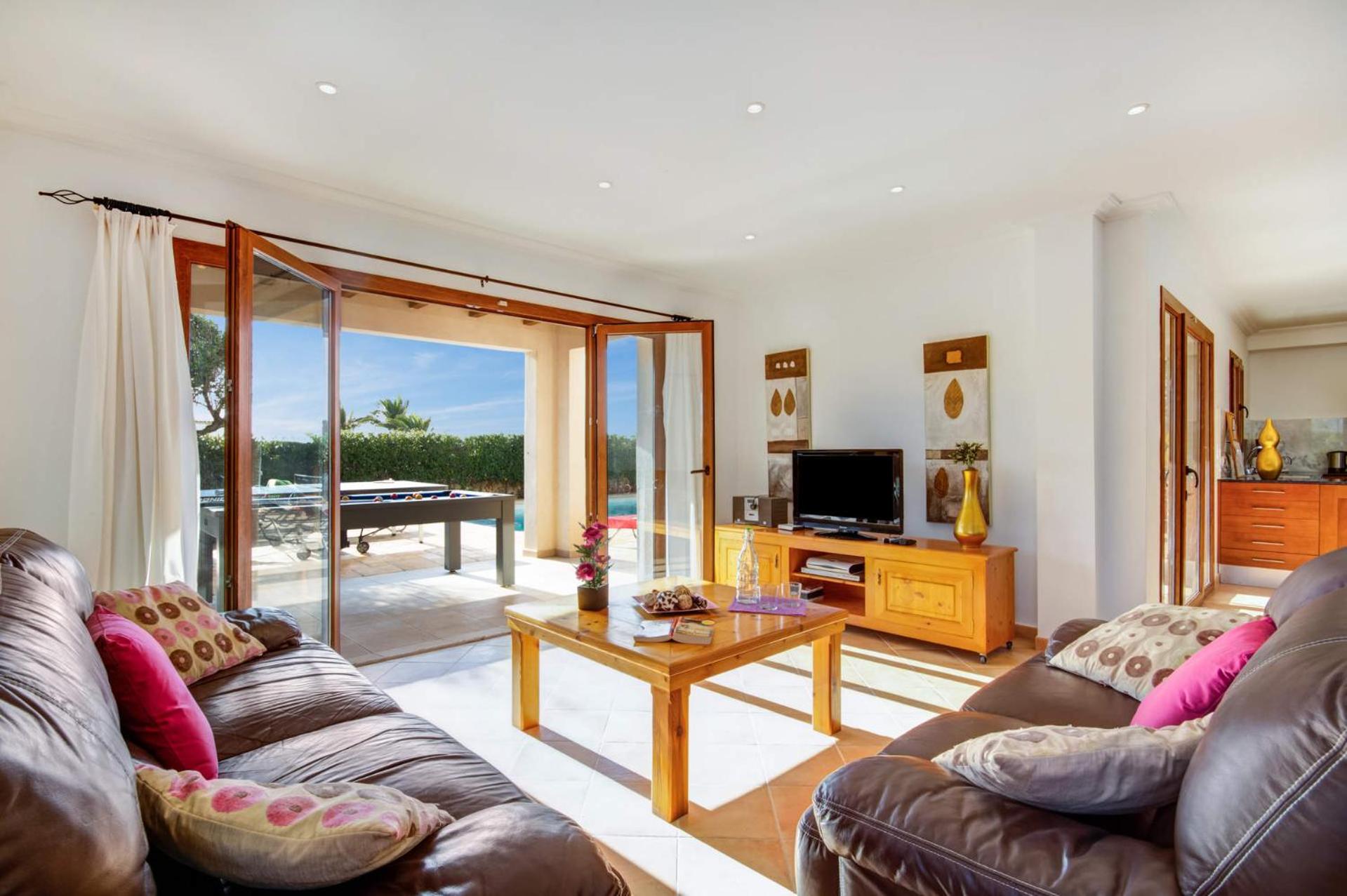 Villa de Cuatro Habitaciones
