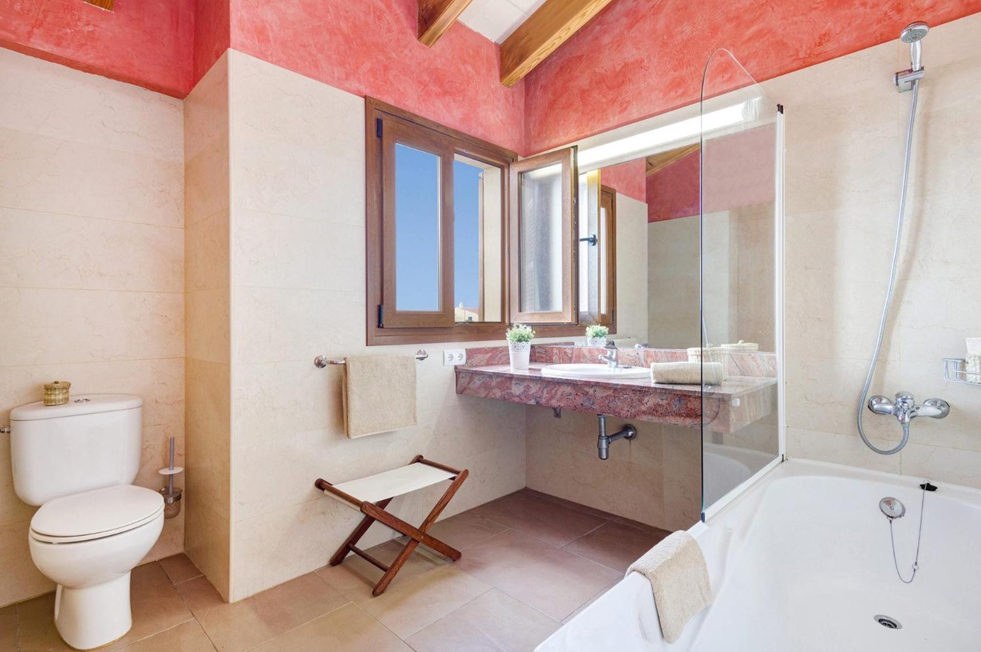 Villa photo 3