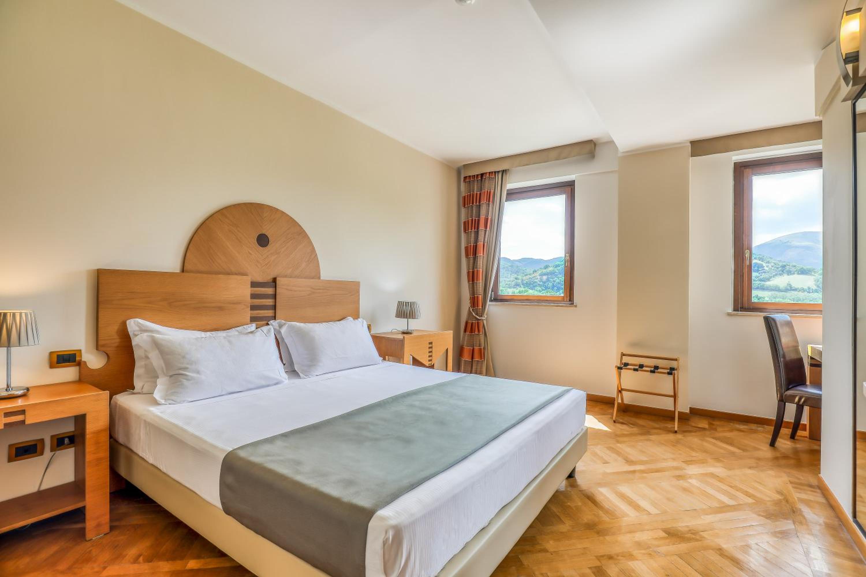 Double Room - Photo 4
