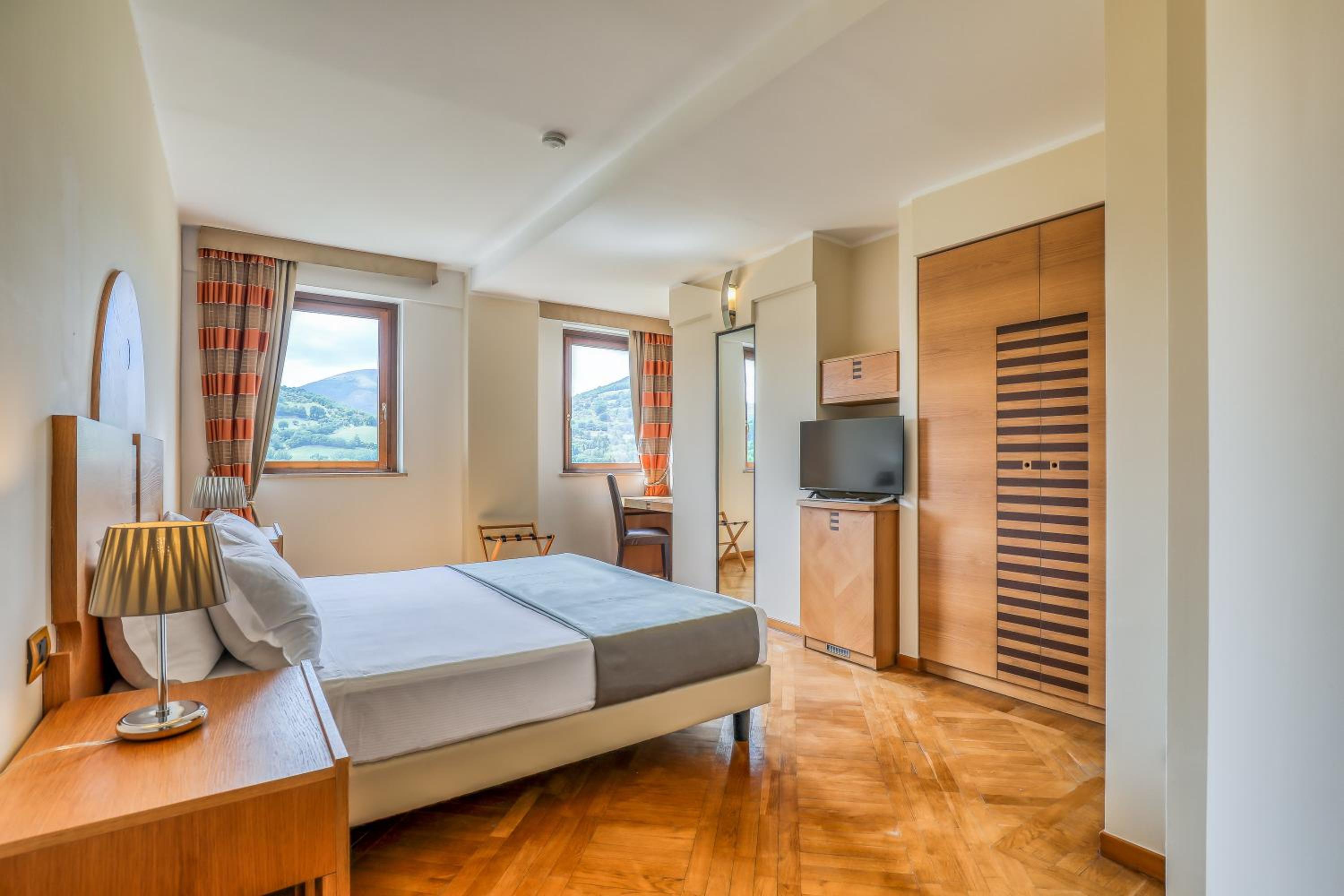 Double Room - Photo 1