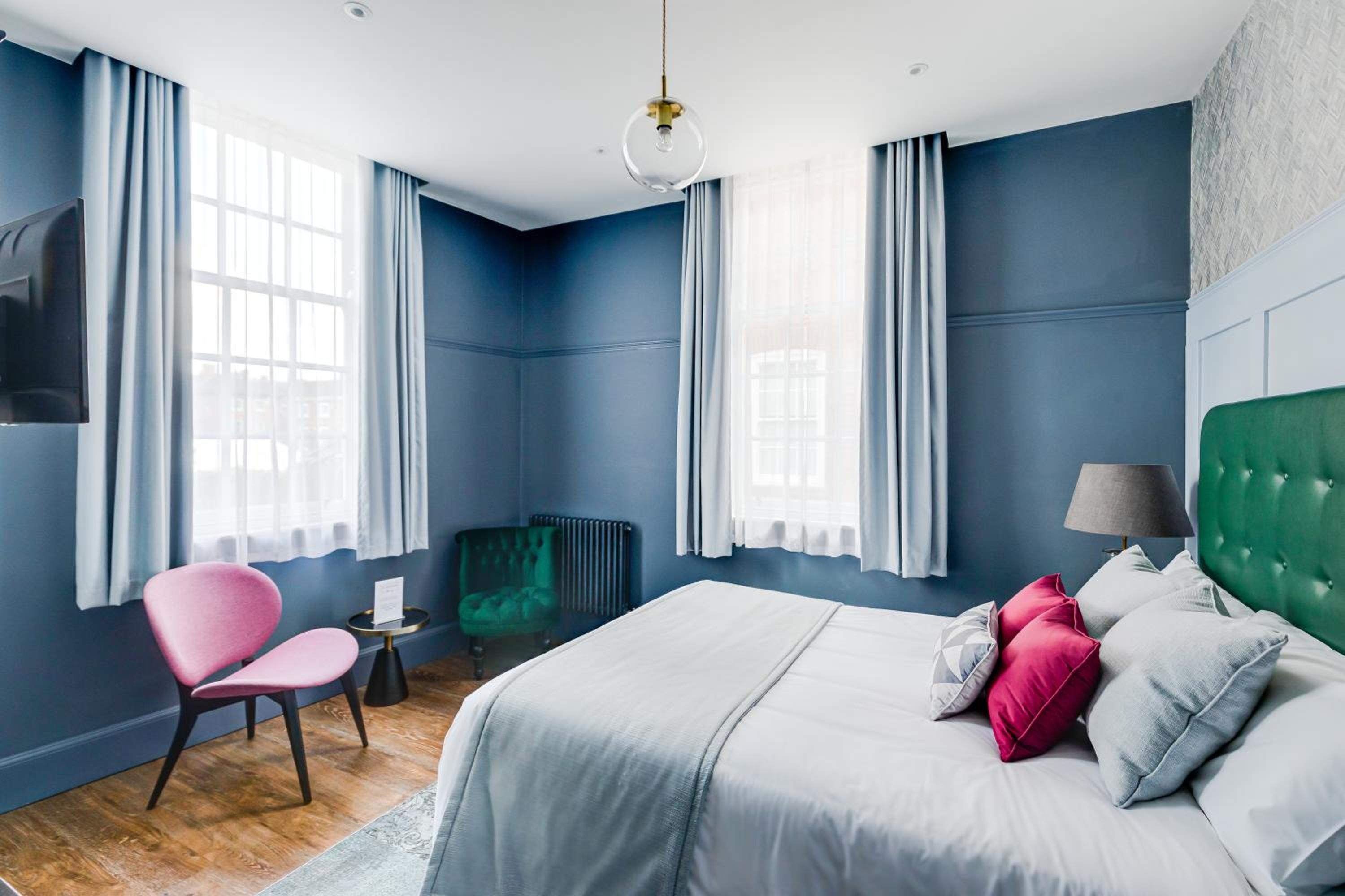 Double Room - Photo 13