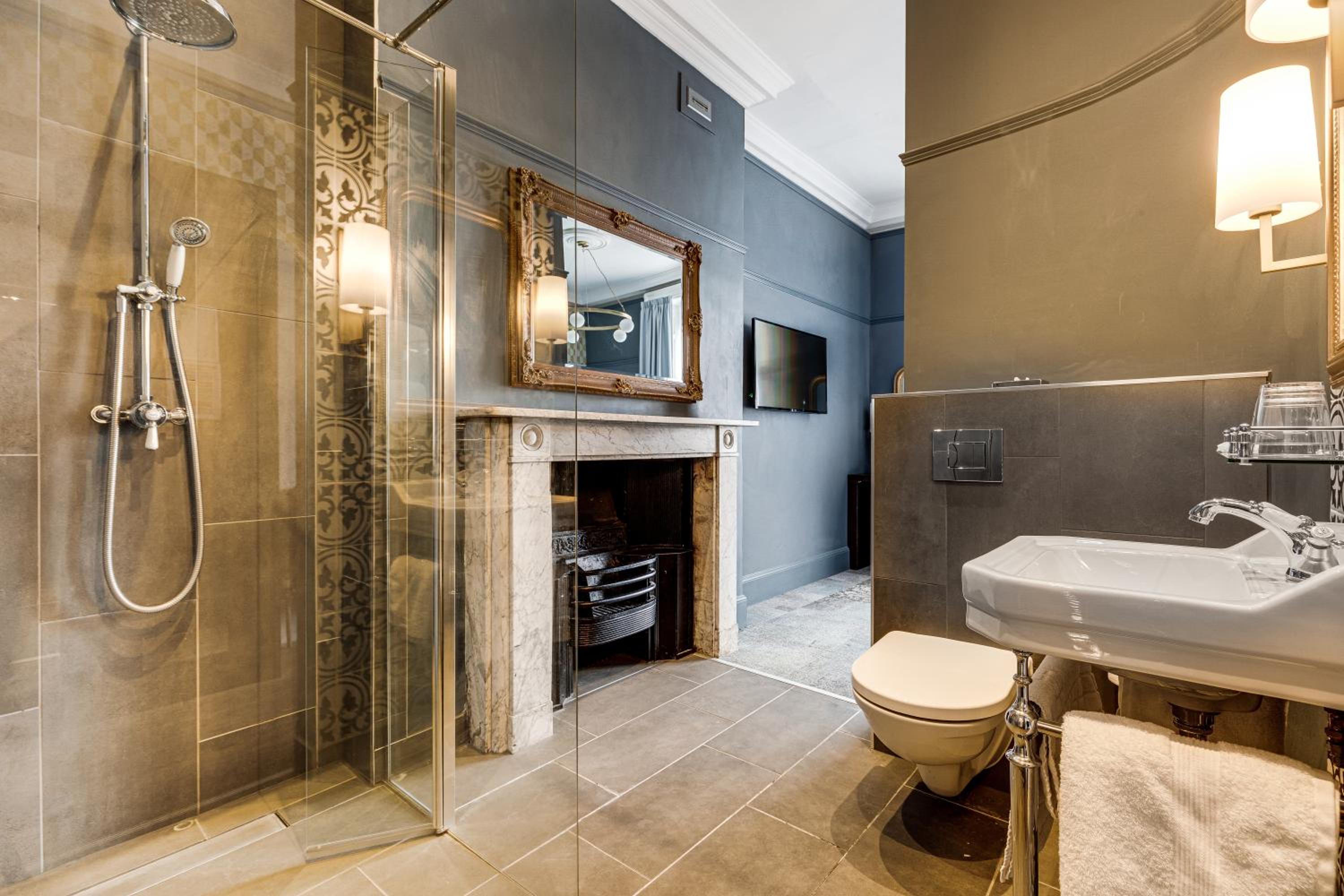 Double Room - Photo 21
