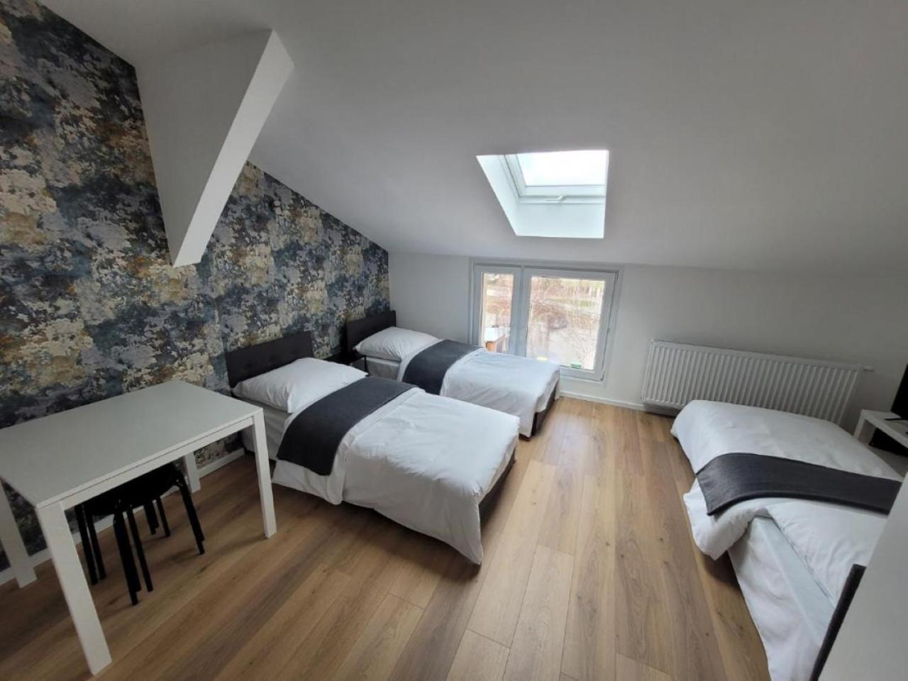 Comfort Triple Room with Shower photo 3