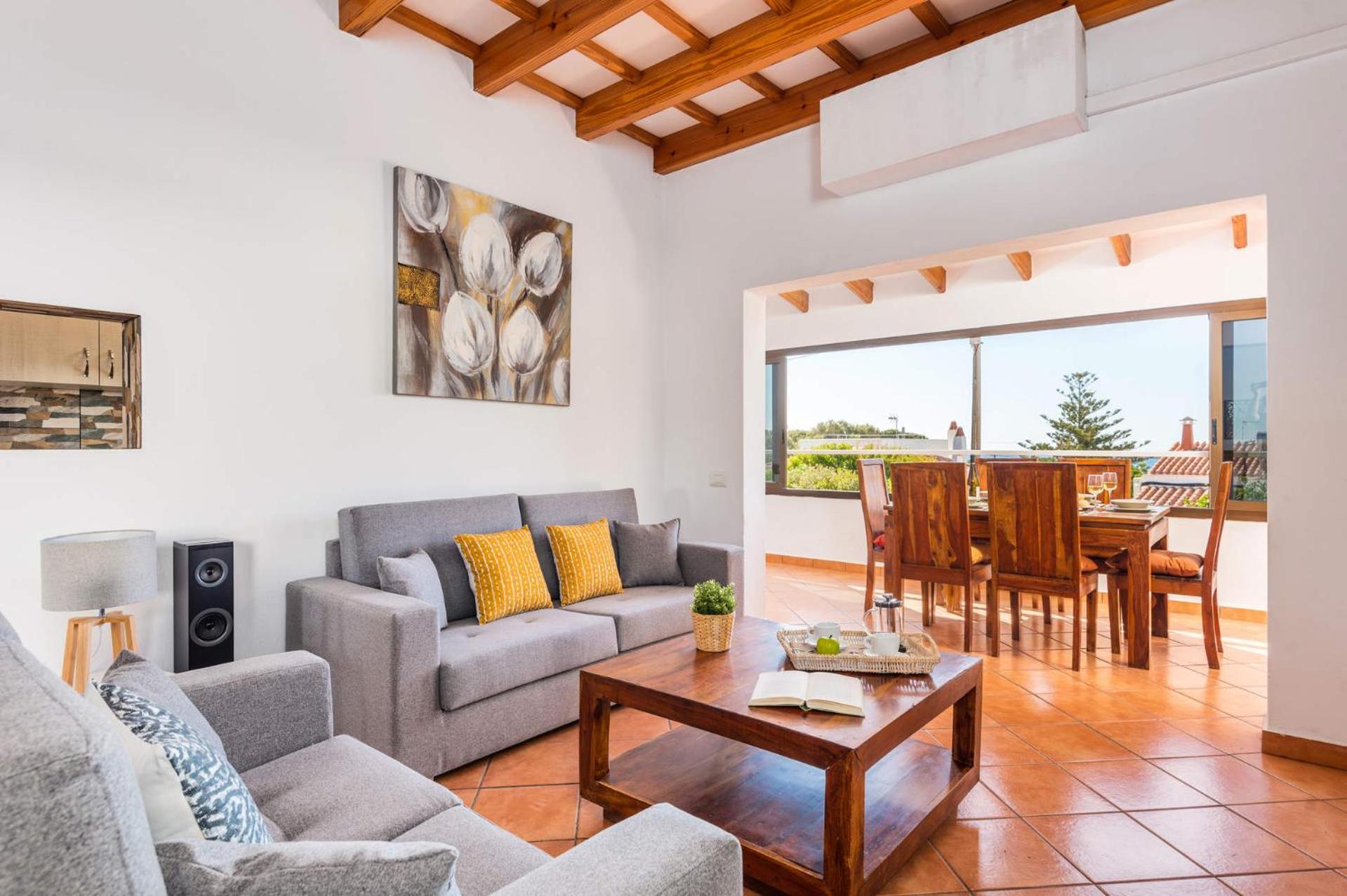 Villa de Tres Habitaciones